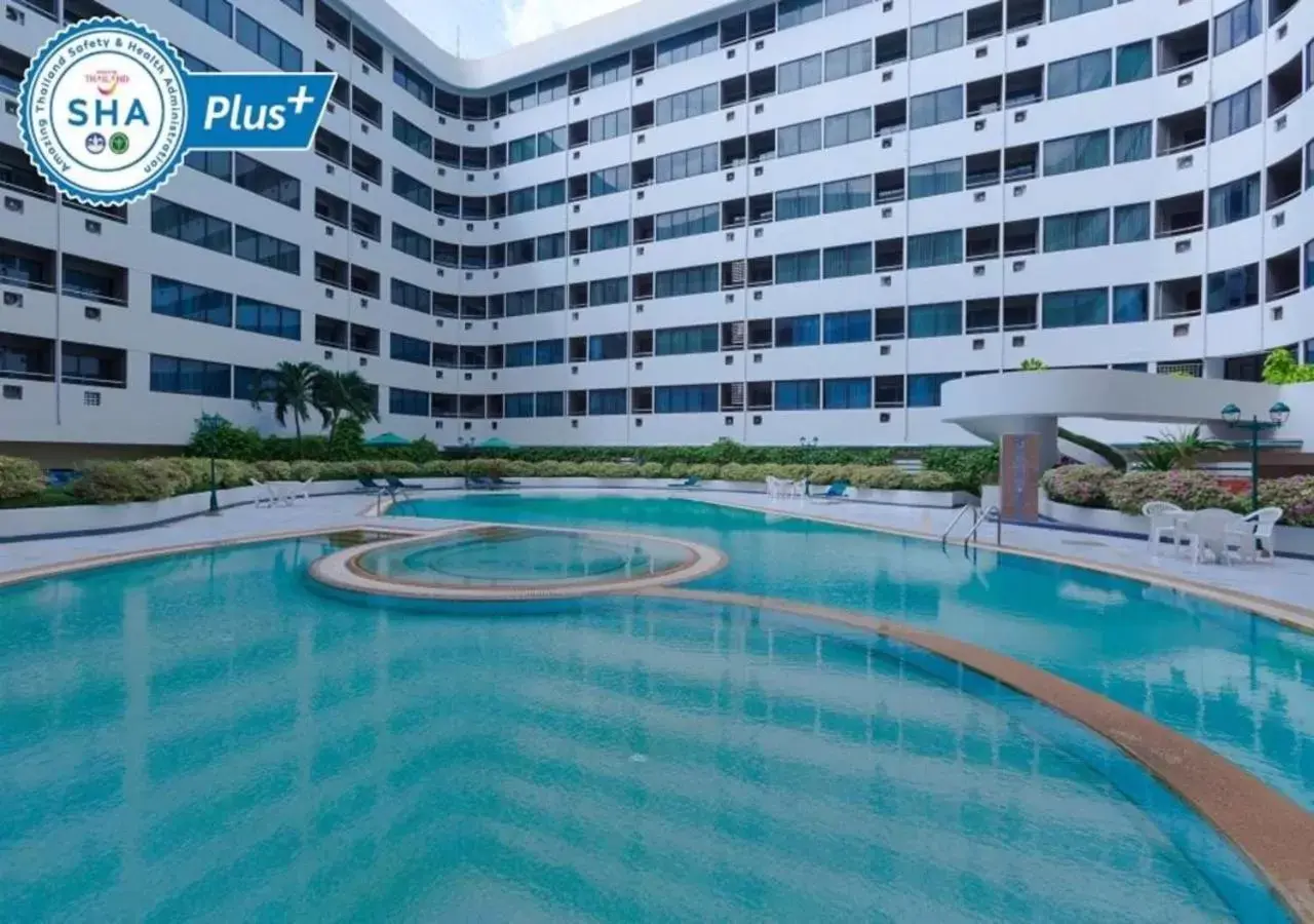 Property building, Swimming Pool in Asia Airport Hotel
