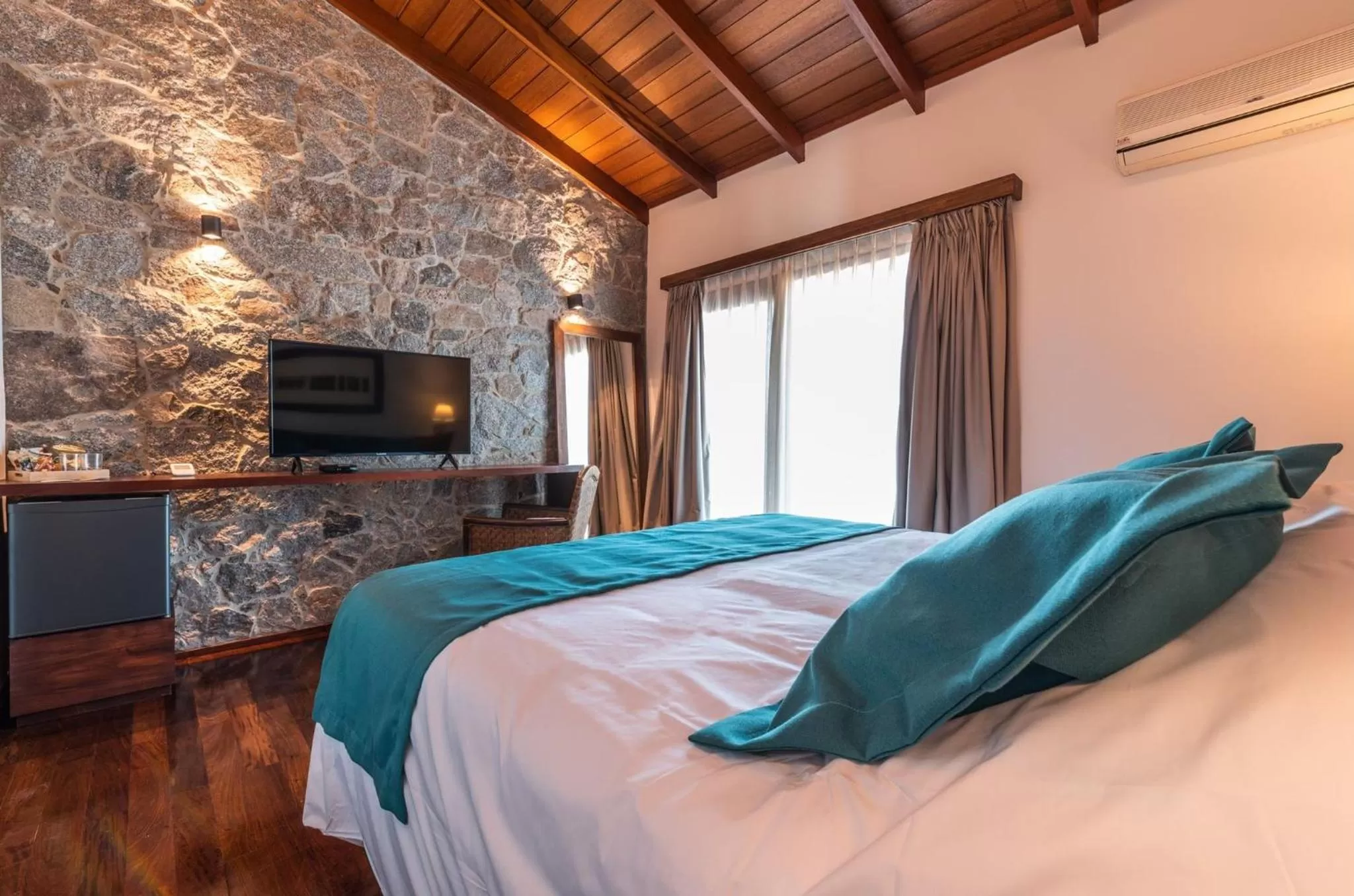 Bed in Bemar Carmelo Hotel