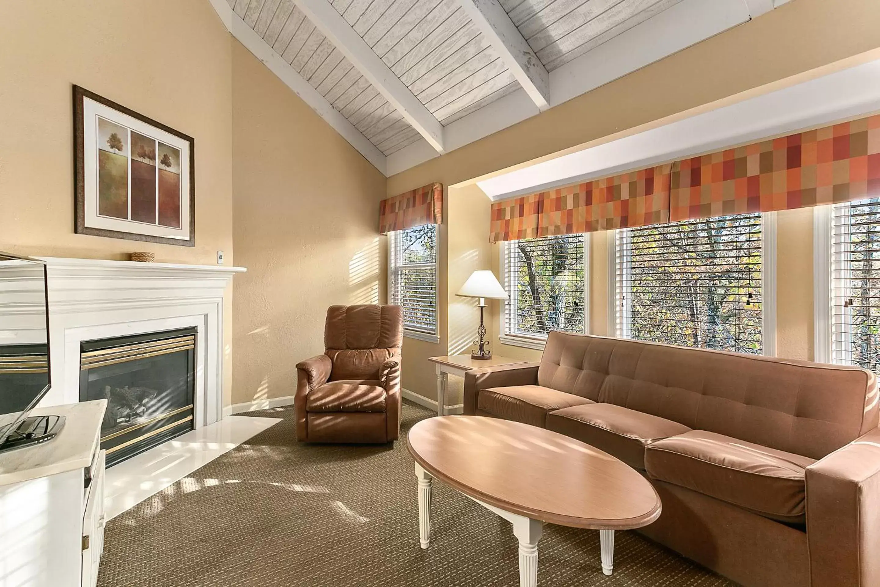 Living room, Seating Area in Sunrise Ridge Resort