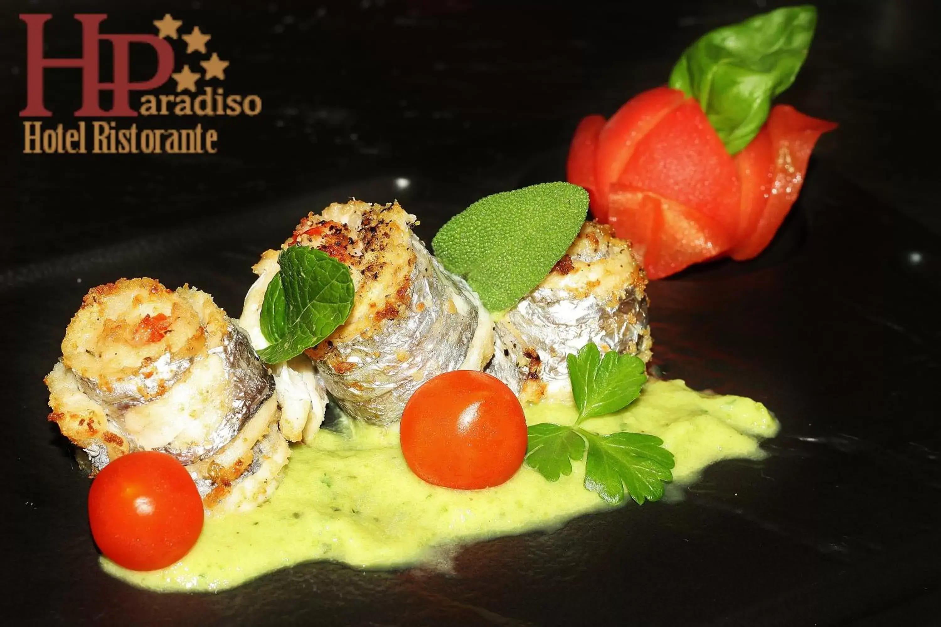 Restaurant/places to eat, Food in Hotel Paradiso