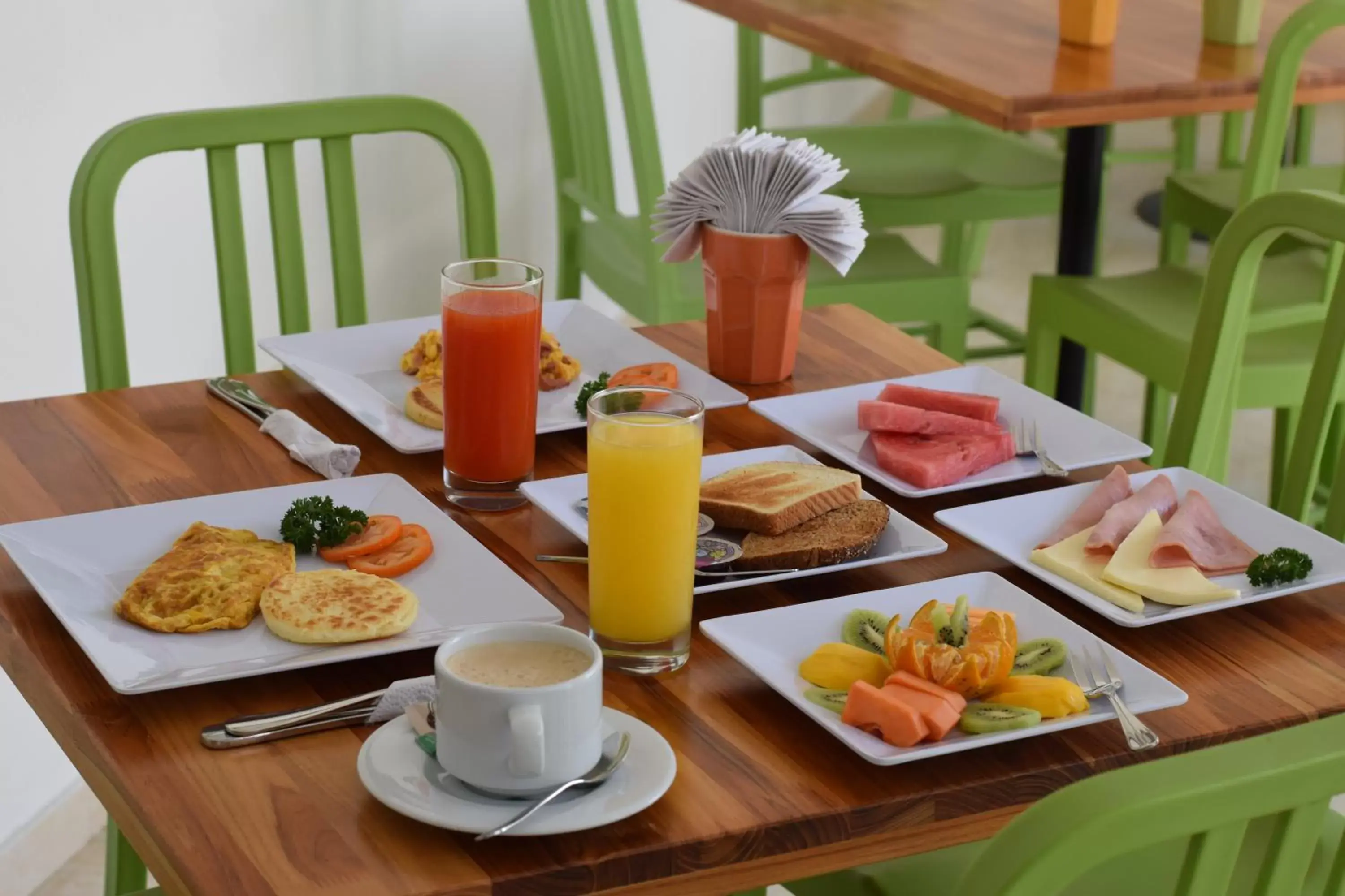 Breakfast in Del Mar Hotel
