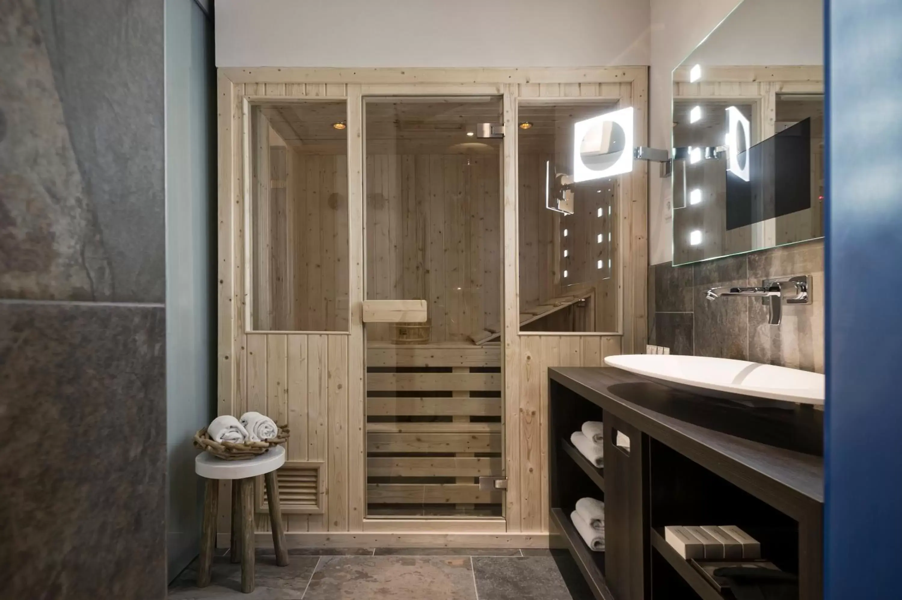 Sauna, Bathroom in Mainport Design Hotel