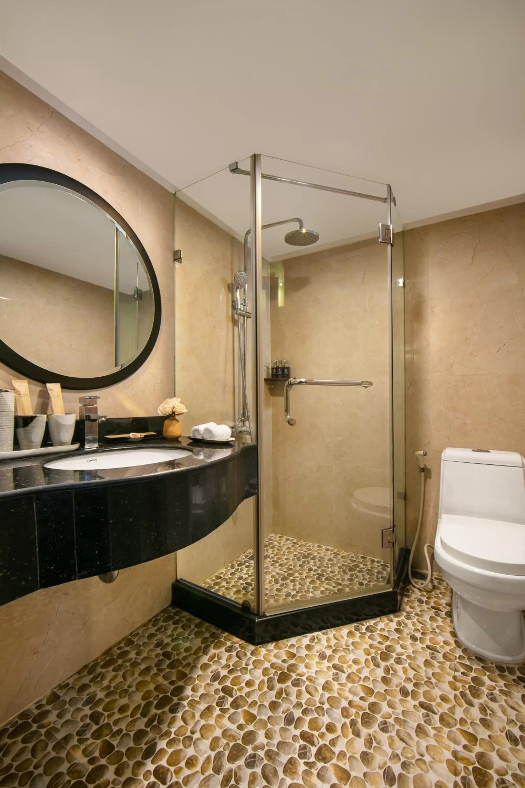 Bathroom in La Nueva Boutique Hotel Hanoi & Spa