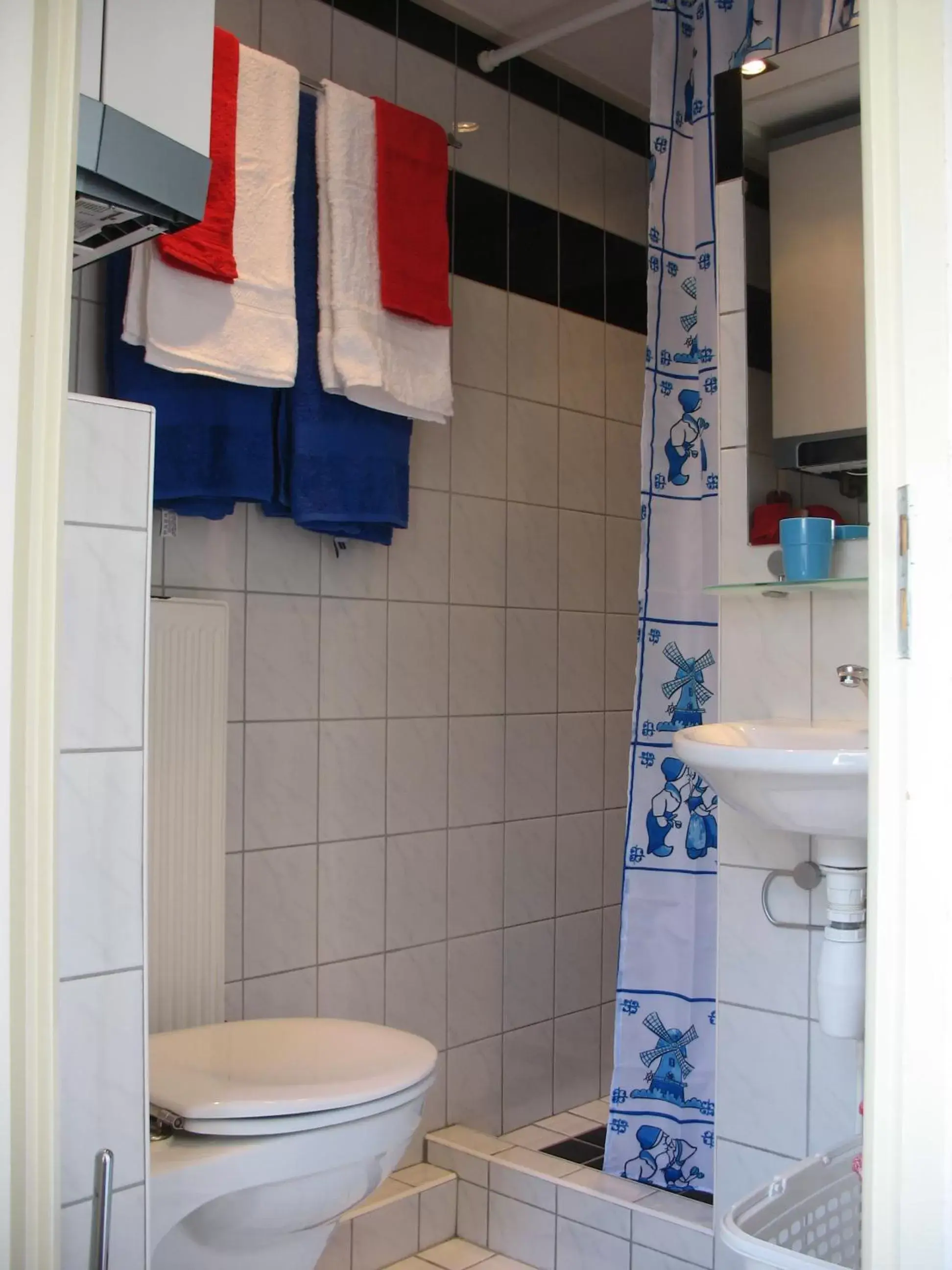 Shower, Bathroom in De Krasse Man