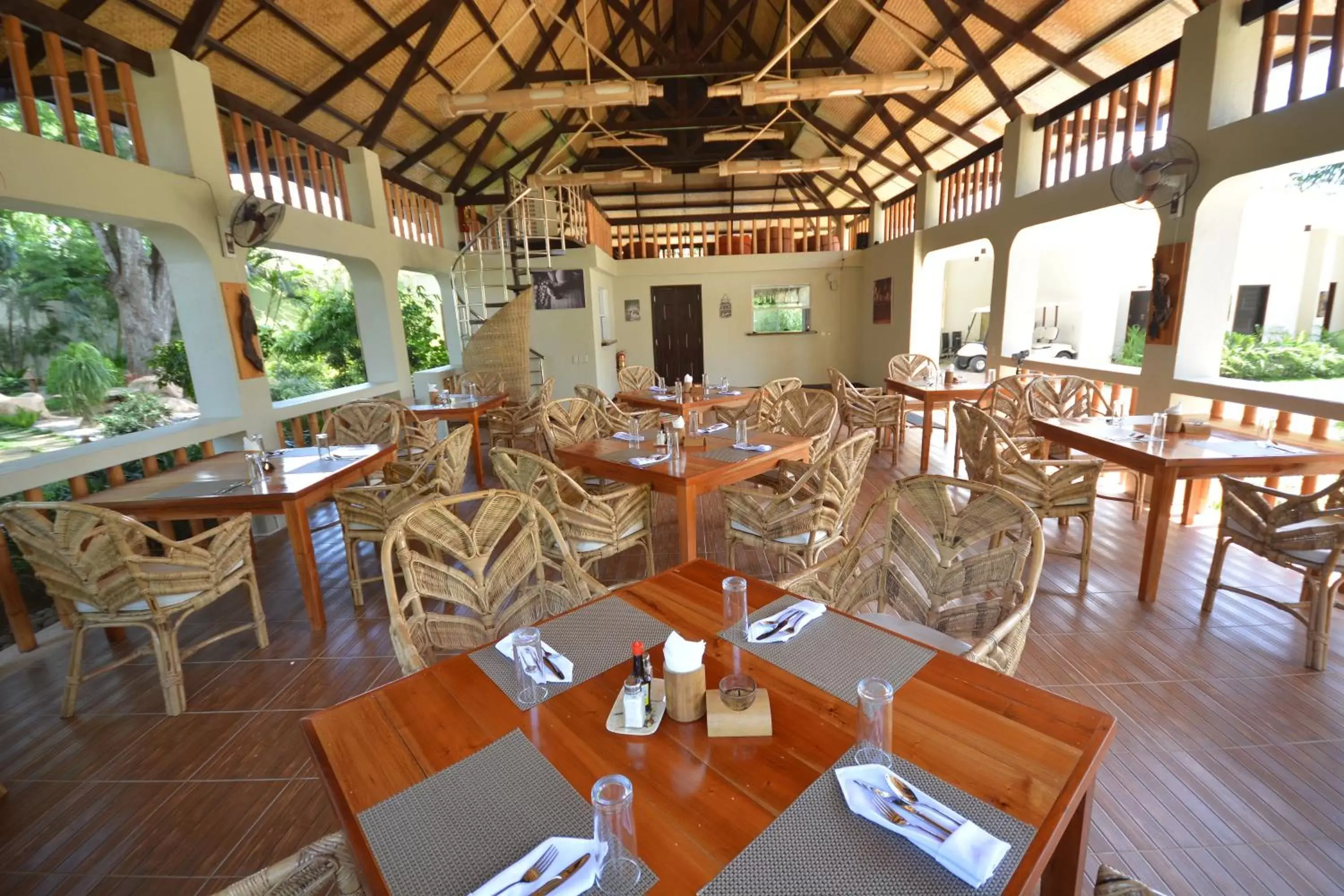 Restaurant/places to eat in Munting Paraiso Restaurant/places to eat in Munting Paraiso
