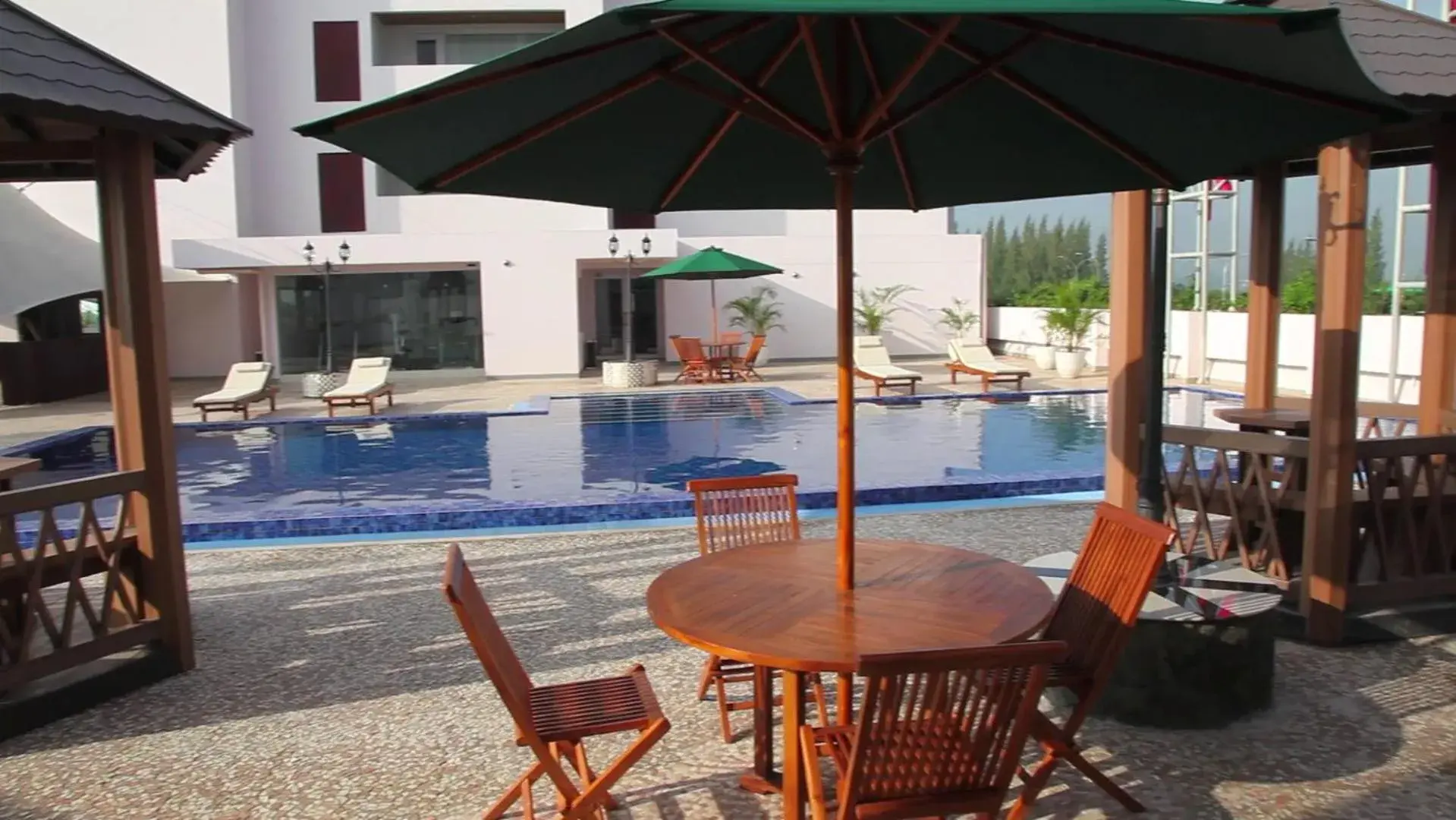 Swimming pool in Sakura Park Hotel & Residence Swimming pool in Sakura Park Hotel & Residence