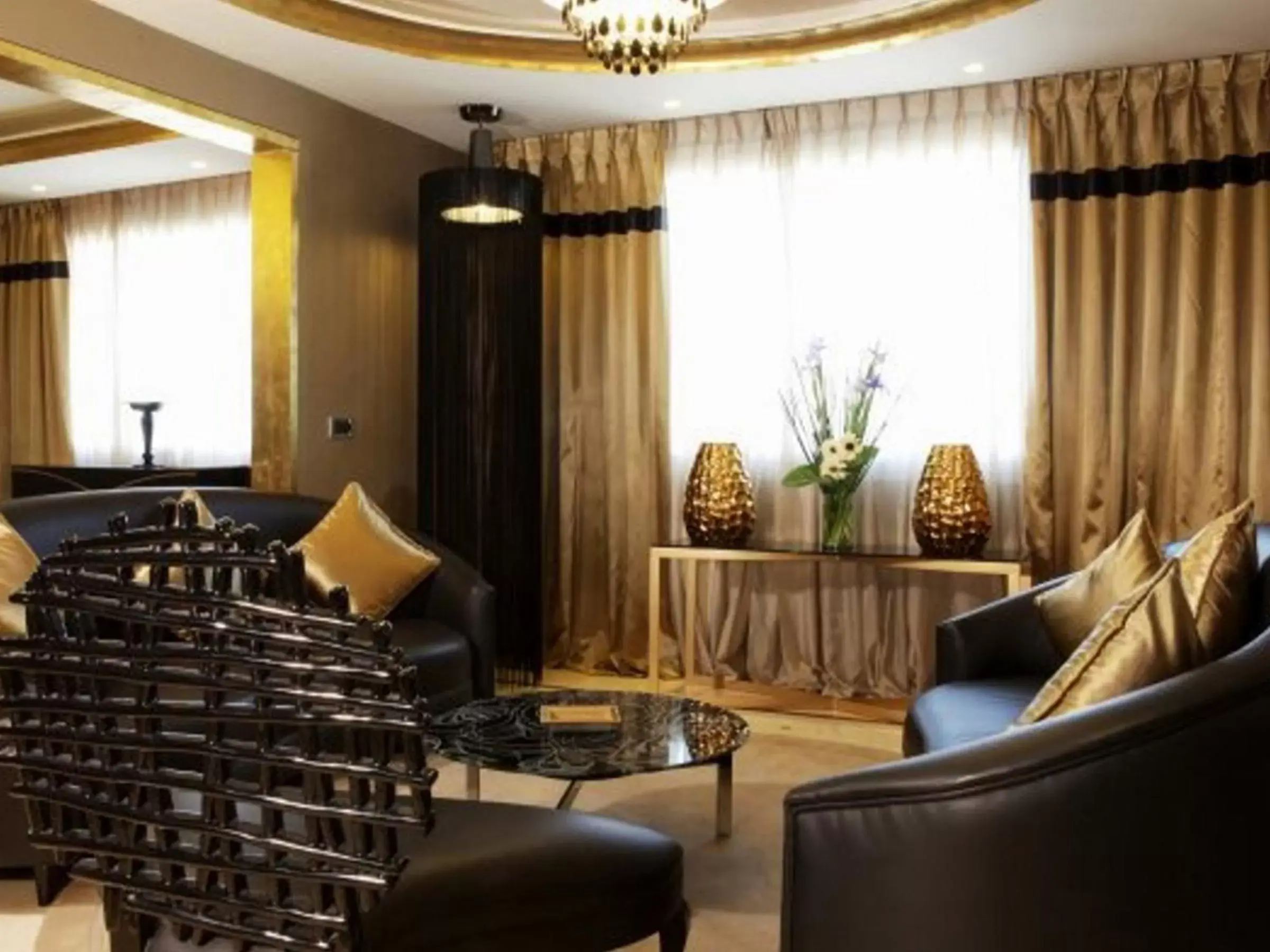 Lounge or bar, Seating Area in Hôtel Farah Casablanca