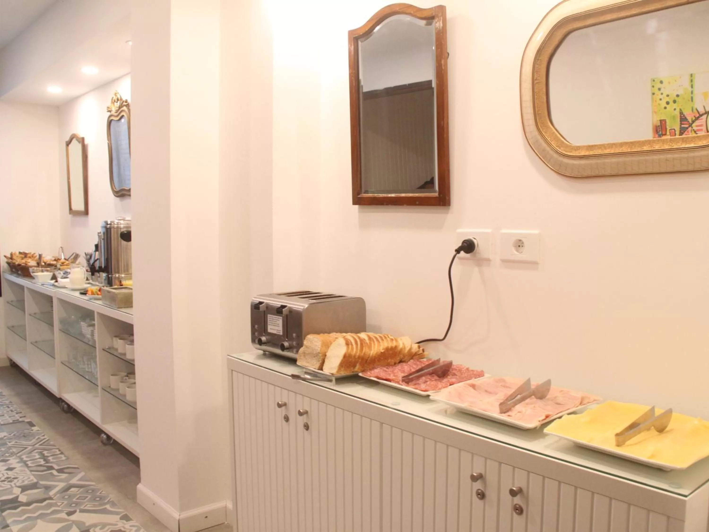 Buffet breakfast in Hotel Milano