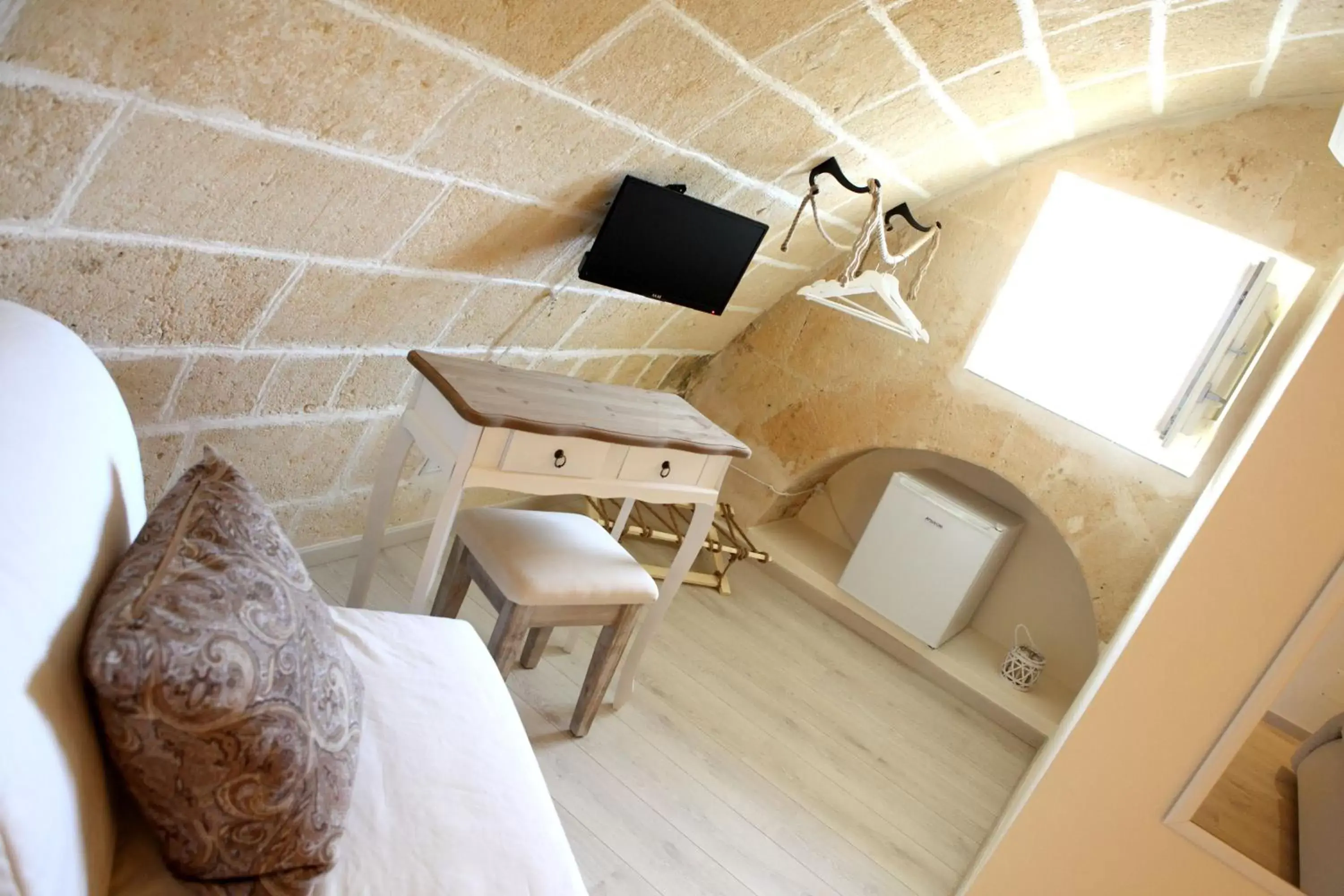 Bedroom, Seating Area in La Pergola ai Sassi