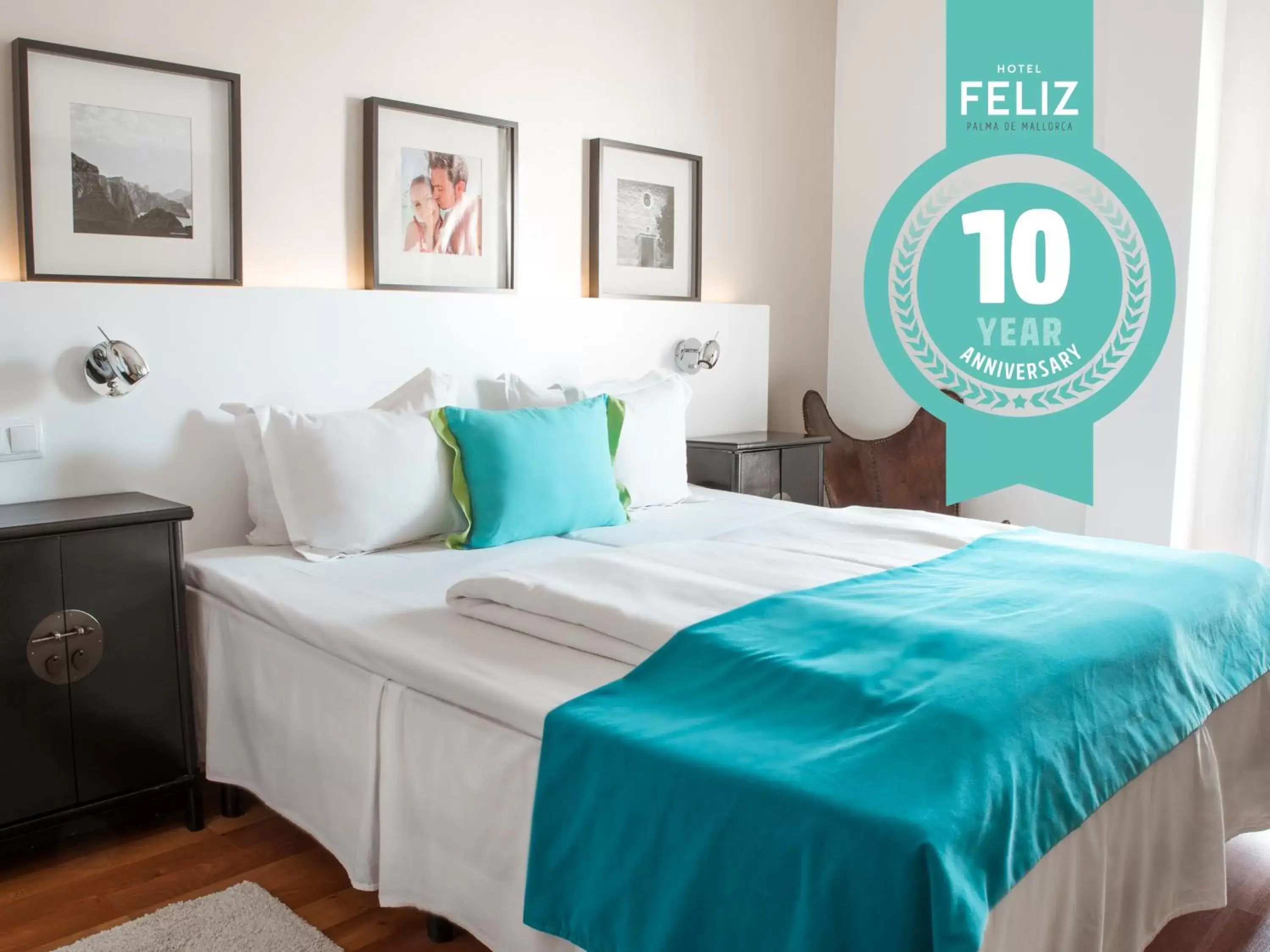 Bed in Hotel Feliz