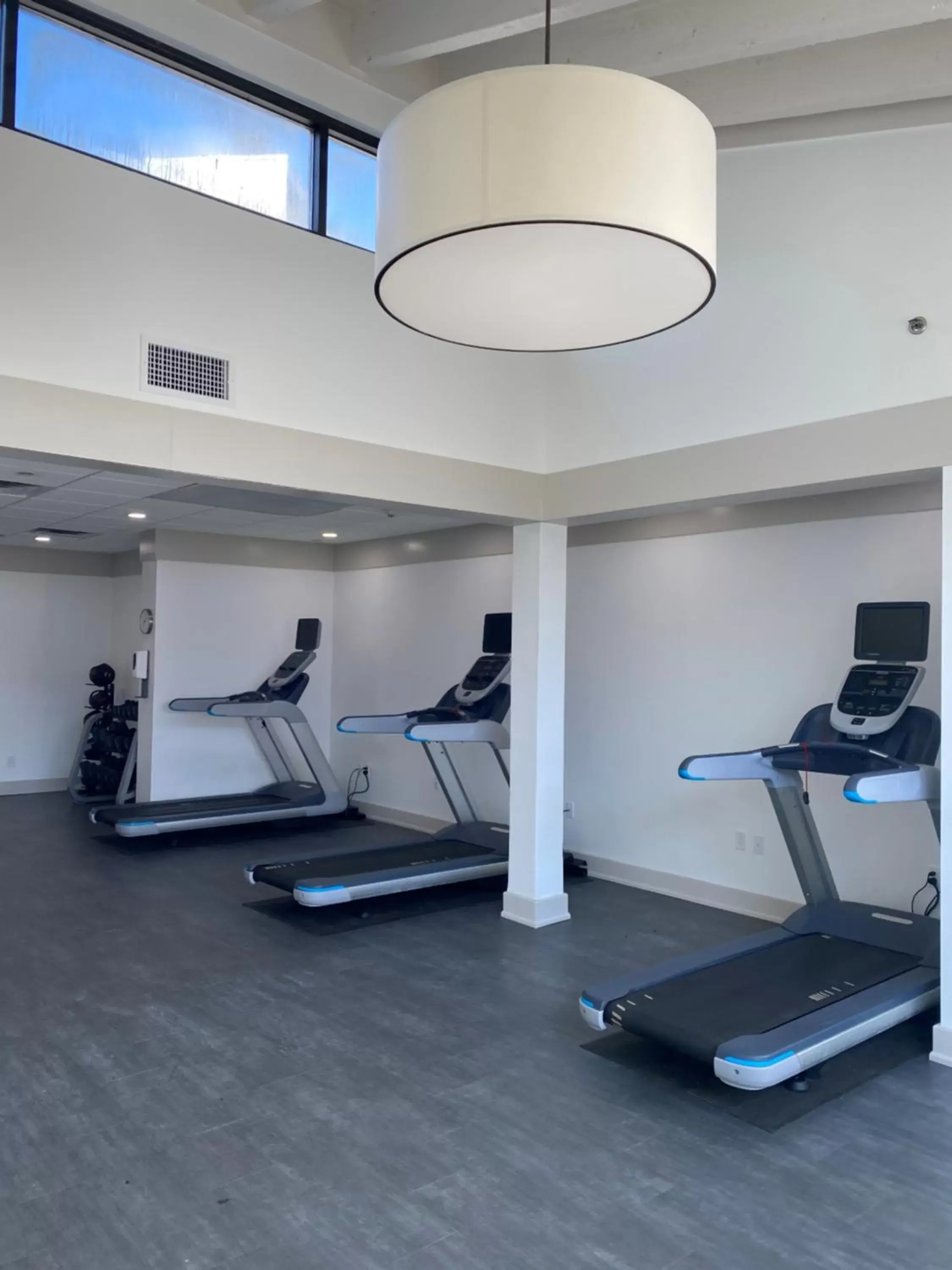 Fitness centre/facilities, Fitness Center/Facilities in Crowne Plaza Jacksonville Airport, an IHG Hotel