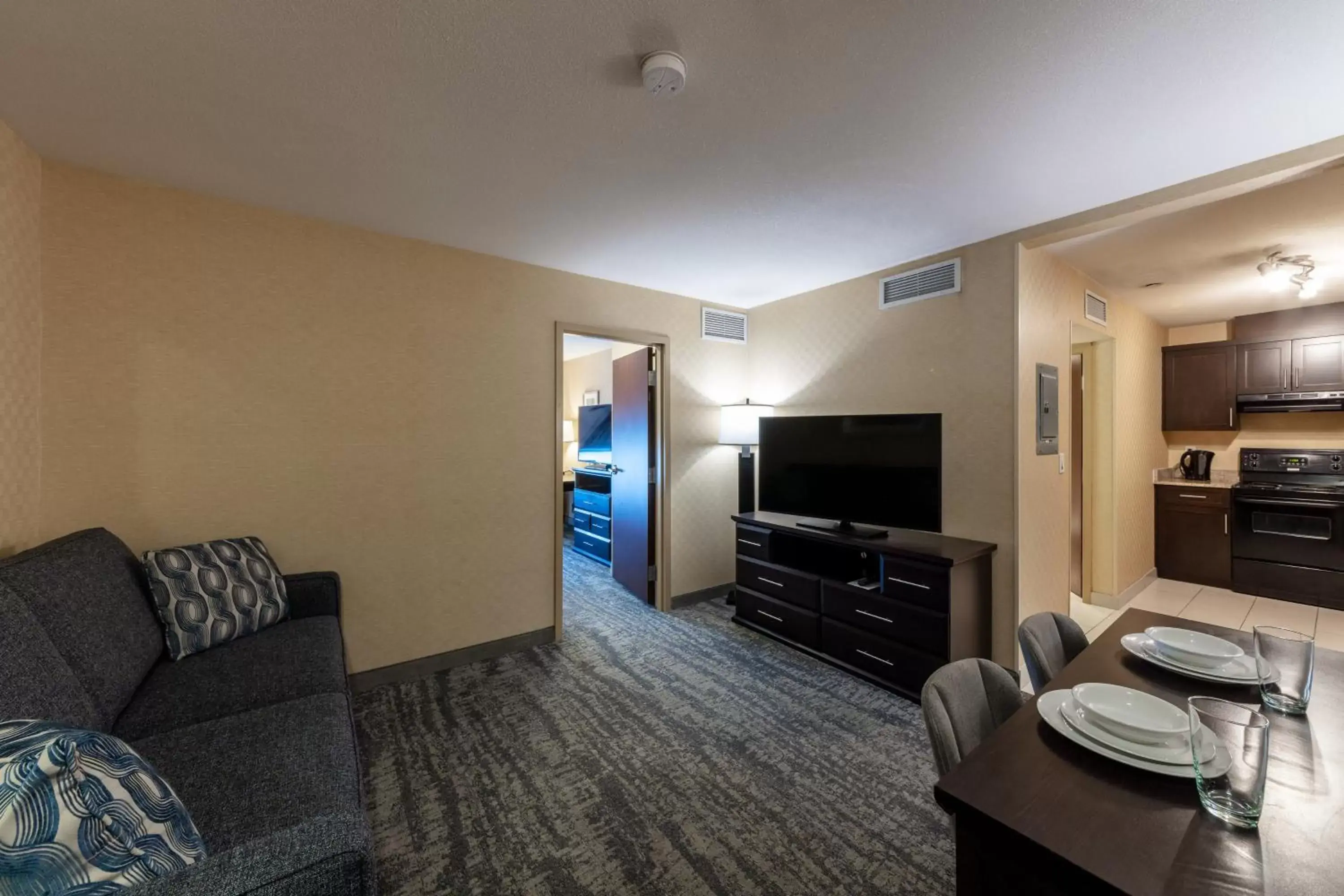 Photo of the whole room in Holiday Inn Express & Suites Riverport Richmond, an IHG Hotel