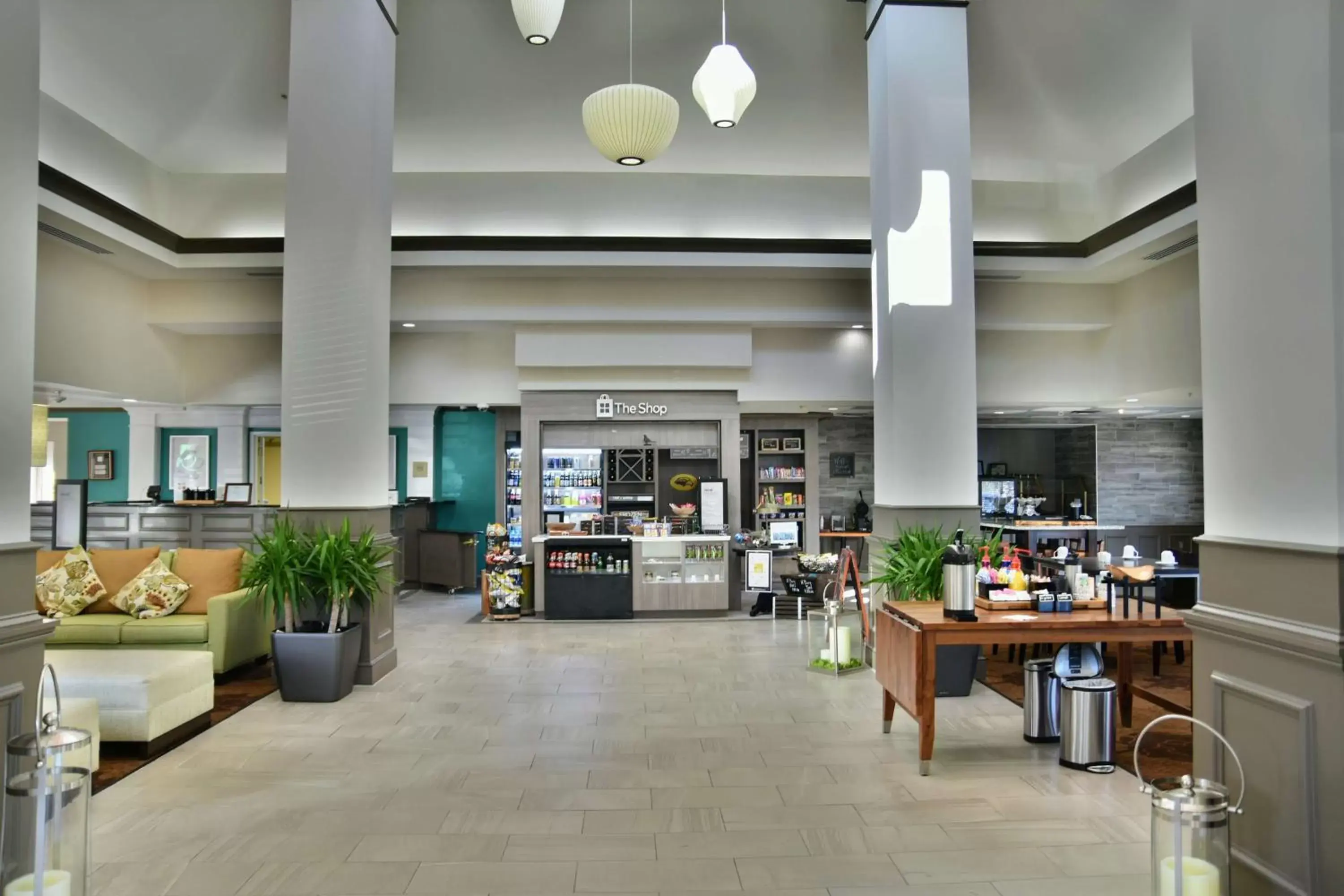 Lobby or reception in Hilton Garden Inn Hattiesburg