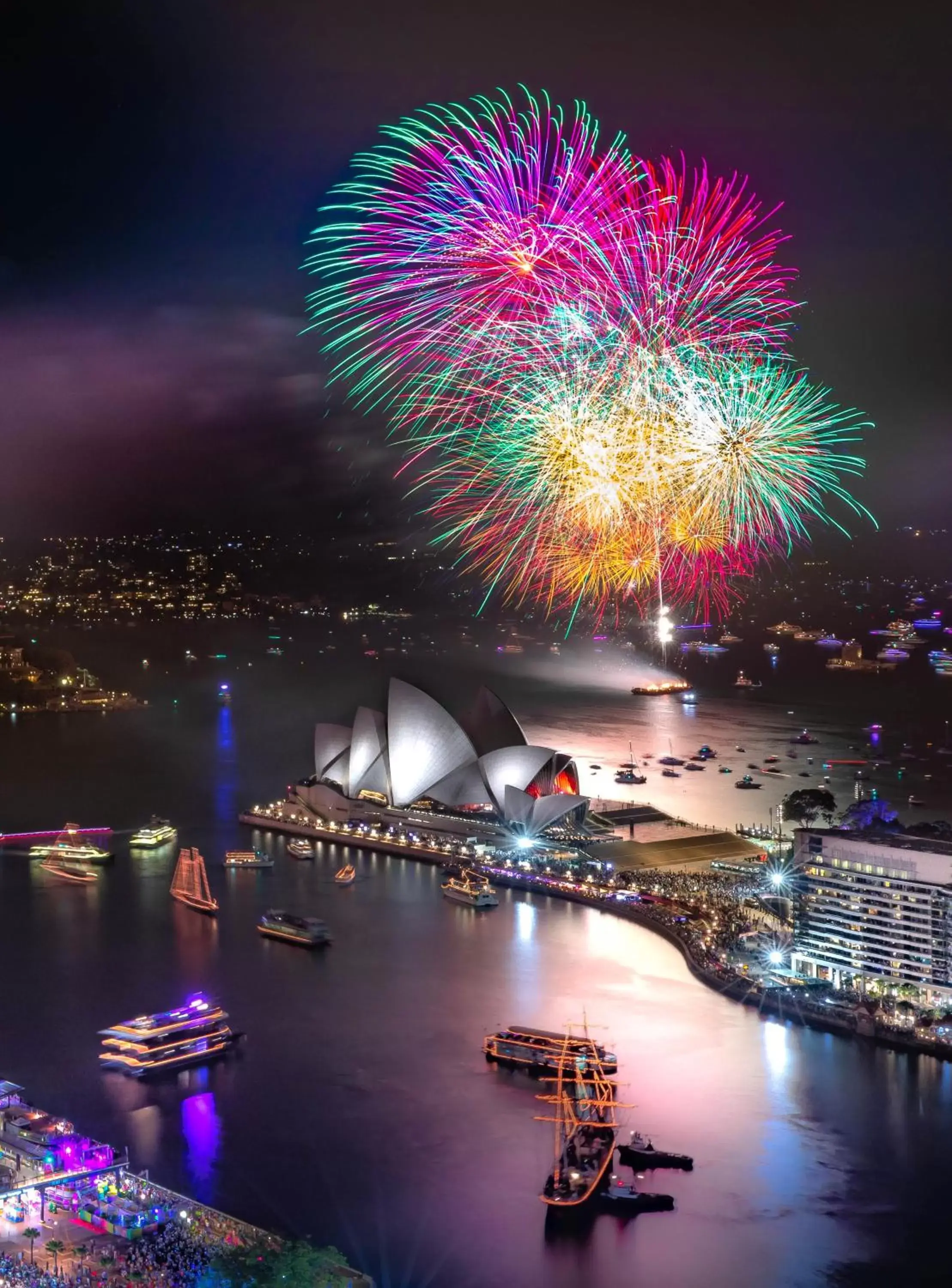 Lake view in Shangri-La Sydney Lake view in Shangri-La Sydney