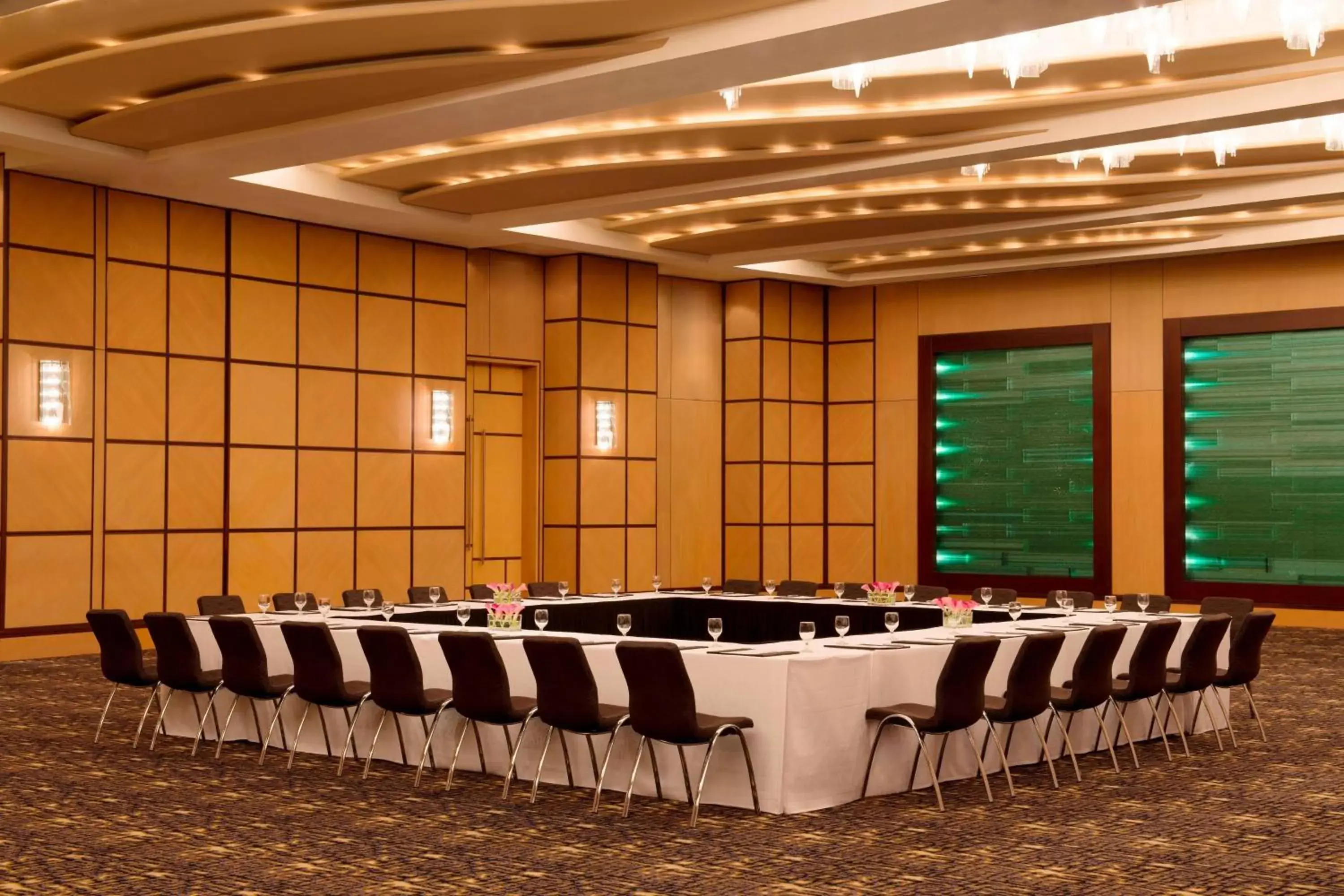 Meeting/conference room in Le Royal Meridien Abu Dhabi