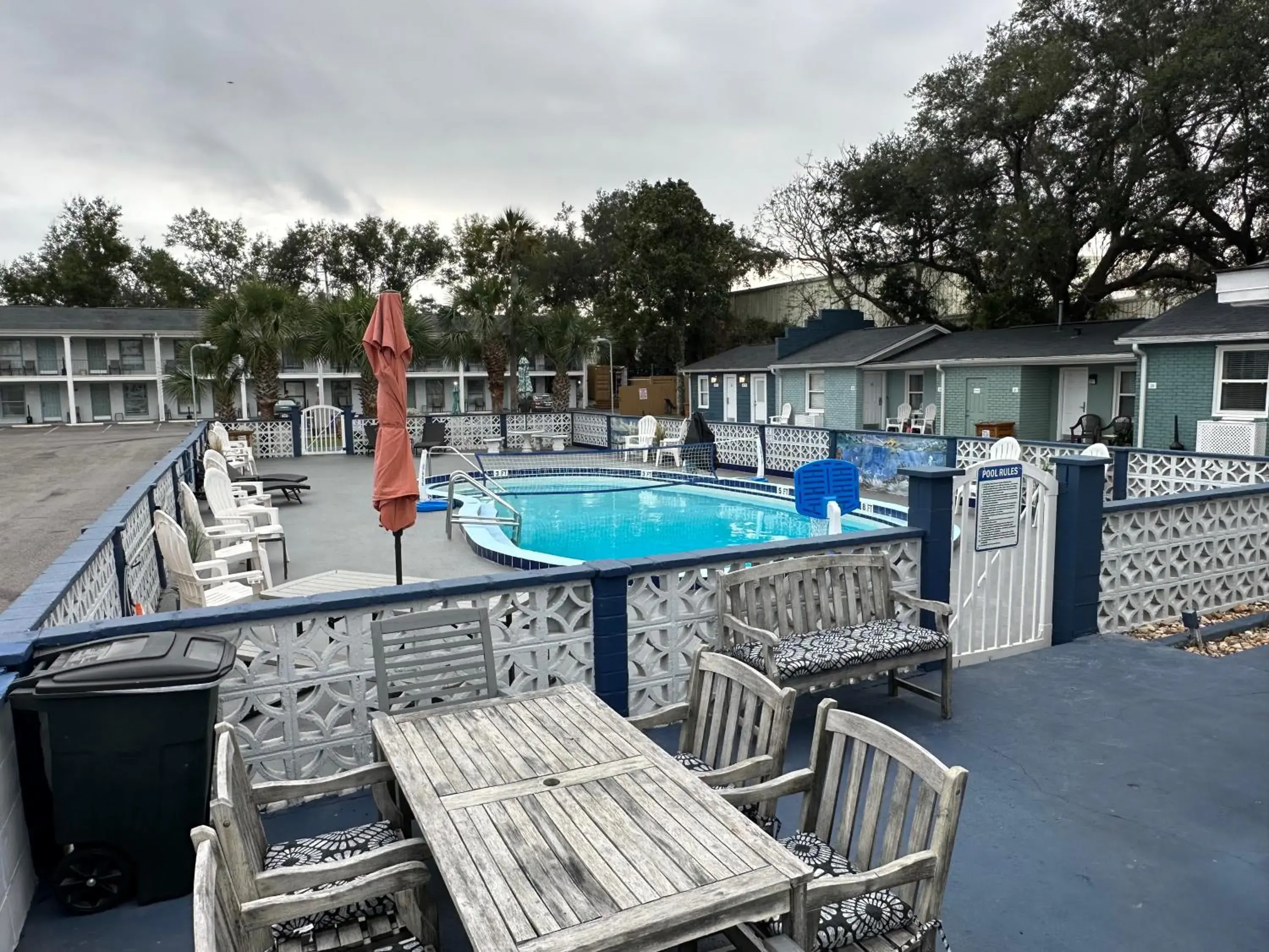 Pool view, Swimming Pool in Gulf Coast Inn