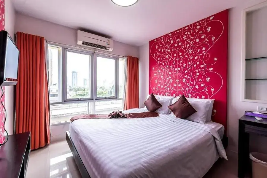 Bedroom, Bed in Bella B All Suite Bangkok