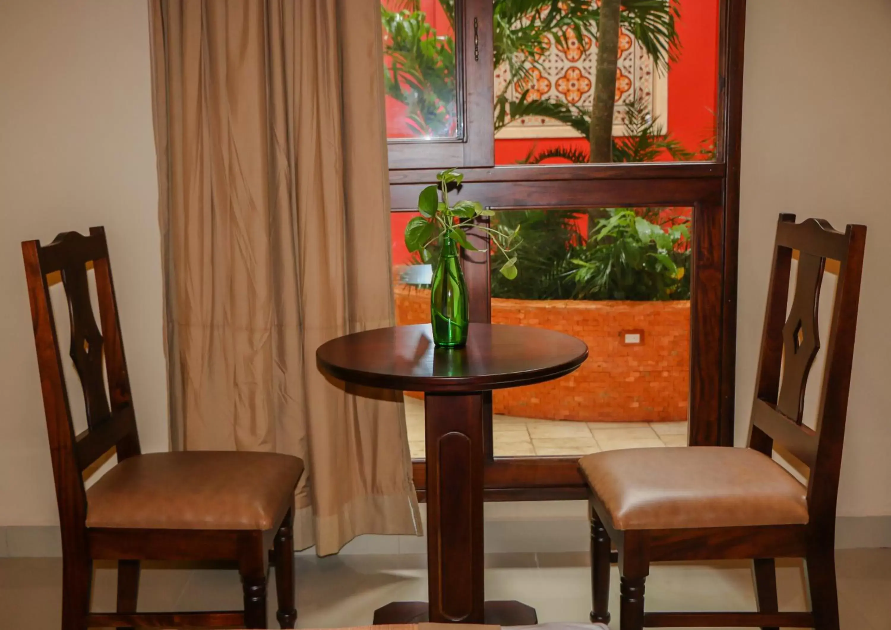 Inner courtyard view, Seating Area in Hotel Gayser