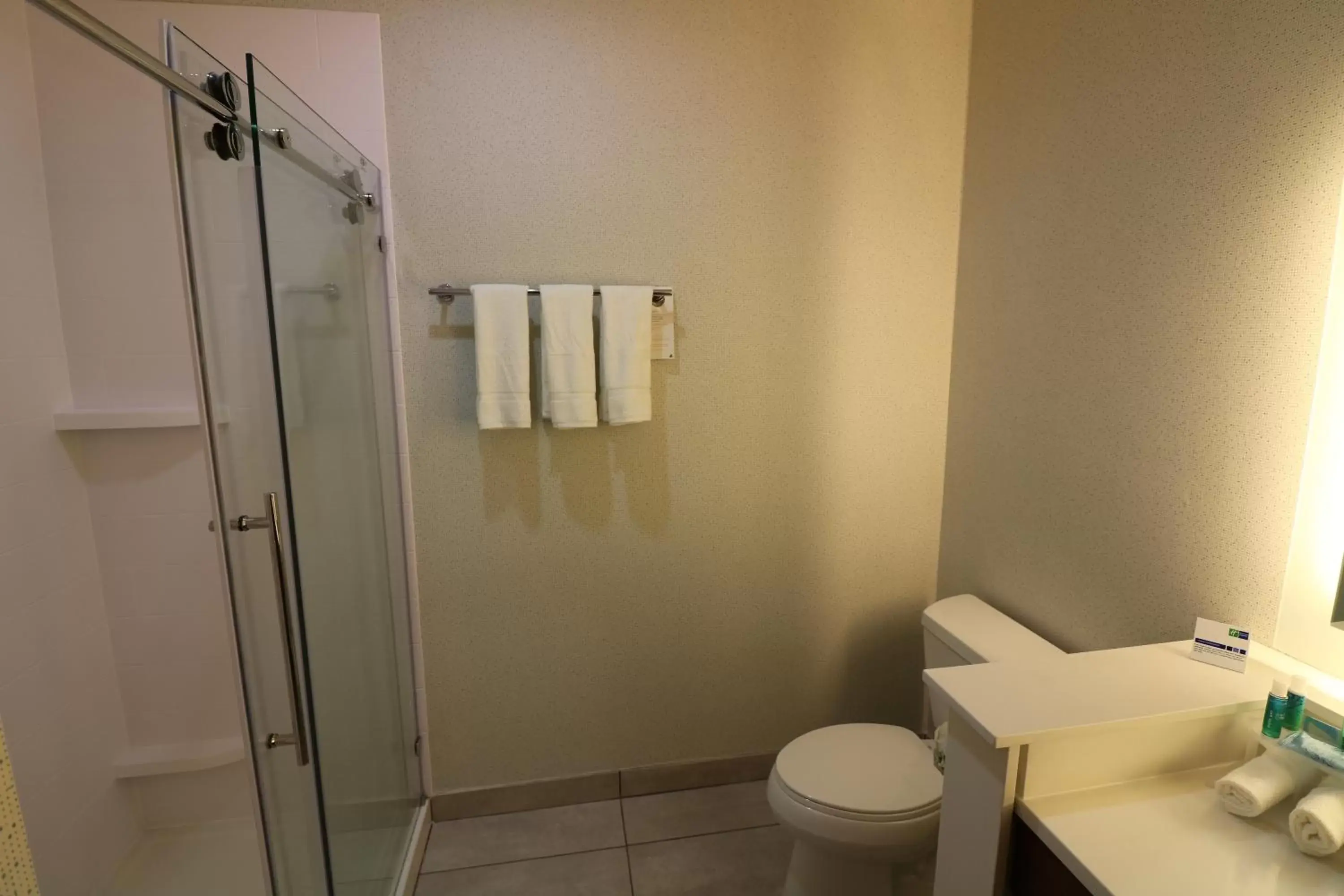 Bathroom in Holiday Inn Express & Suites - Coffeyville, an IHG Hotel