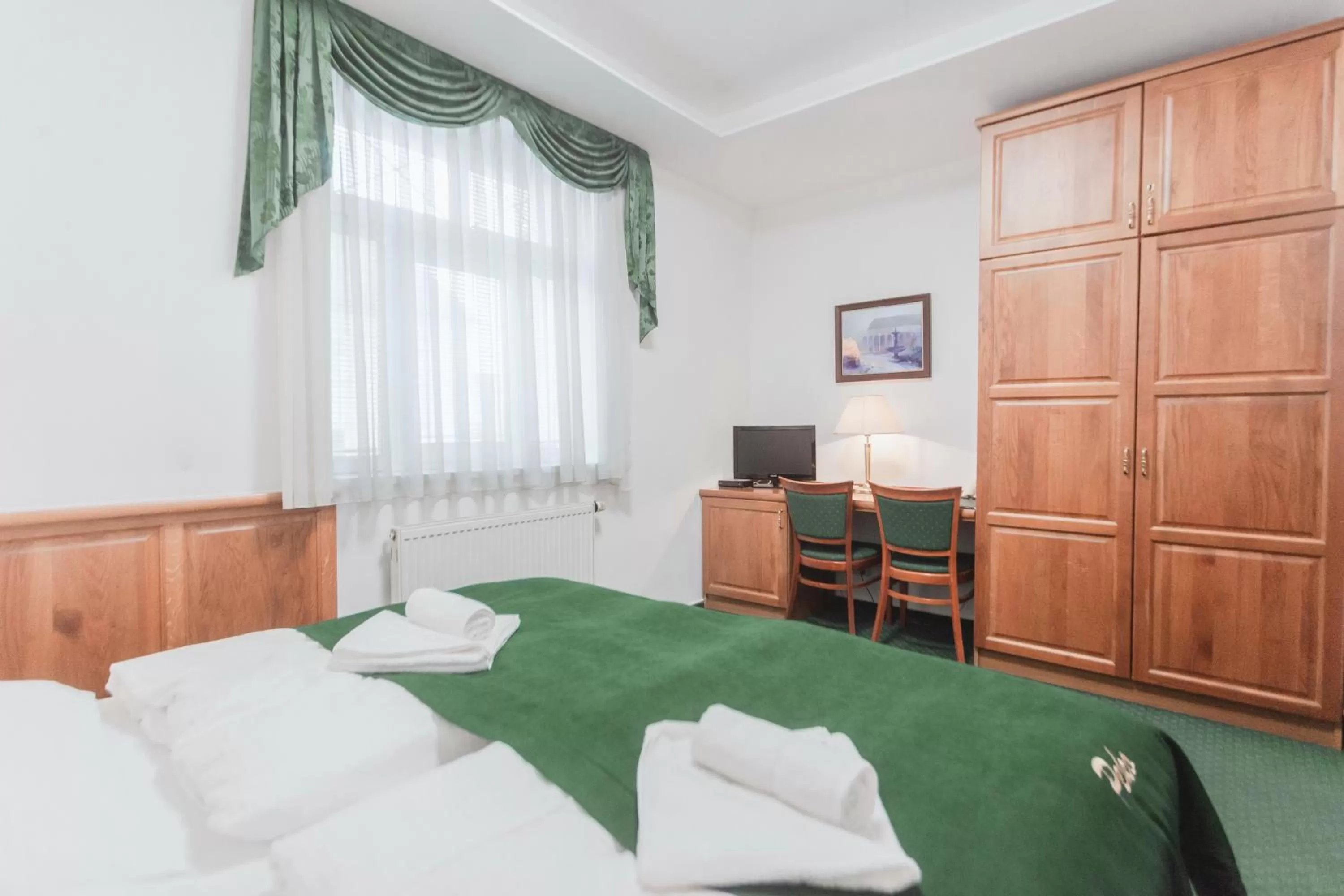 TV and multimedia in Hotel Peko