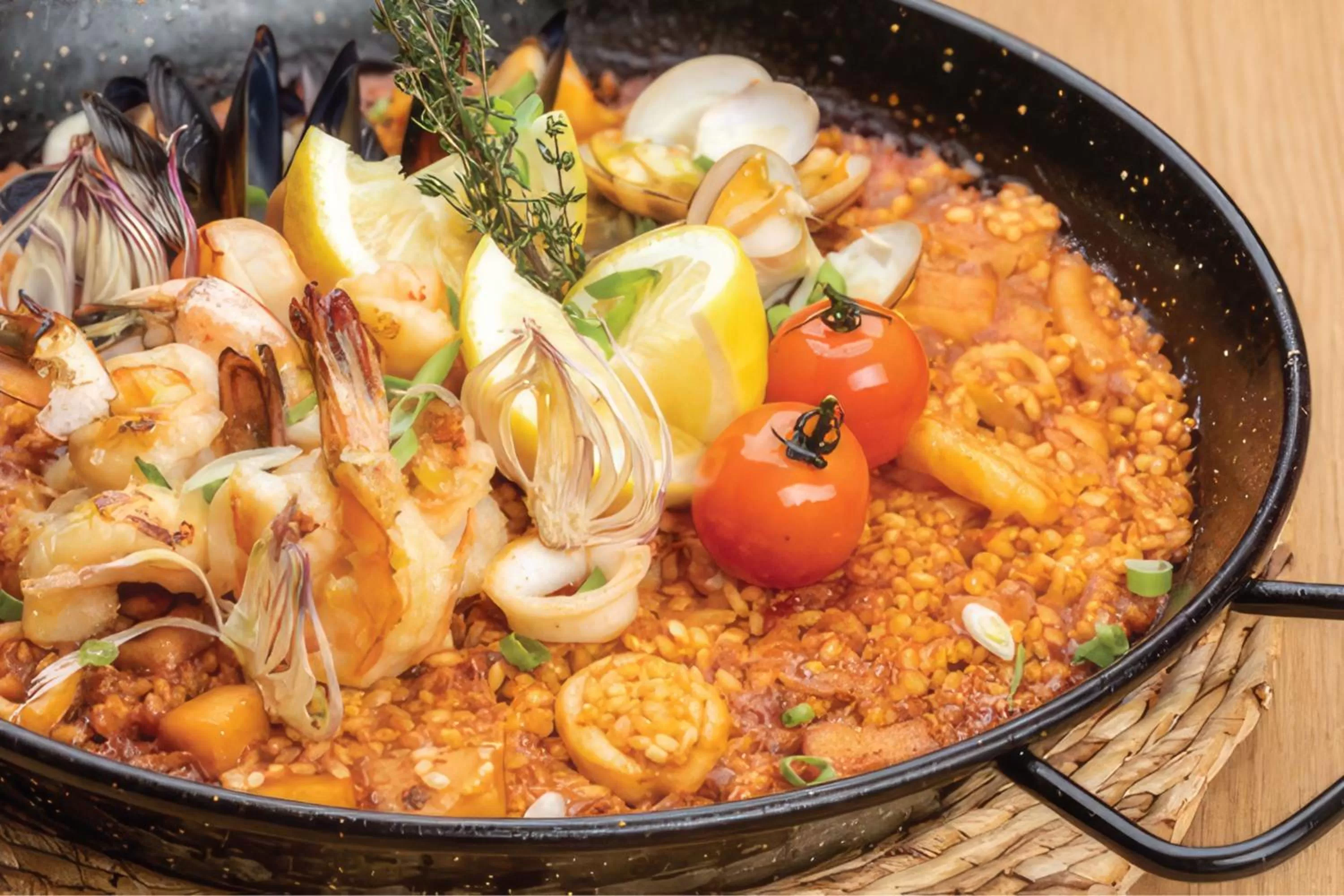 Restaurant/places to eat in The Westin City Centre Bahrain