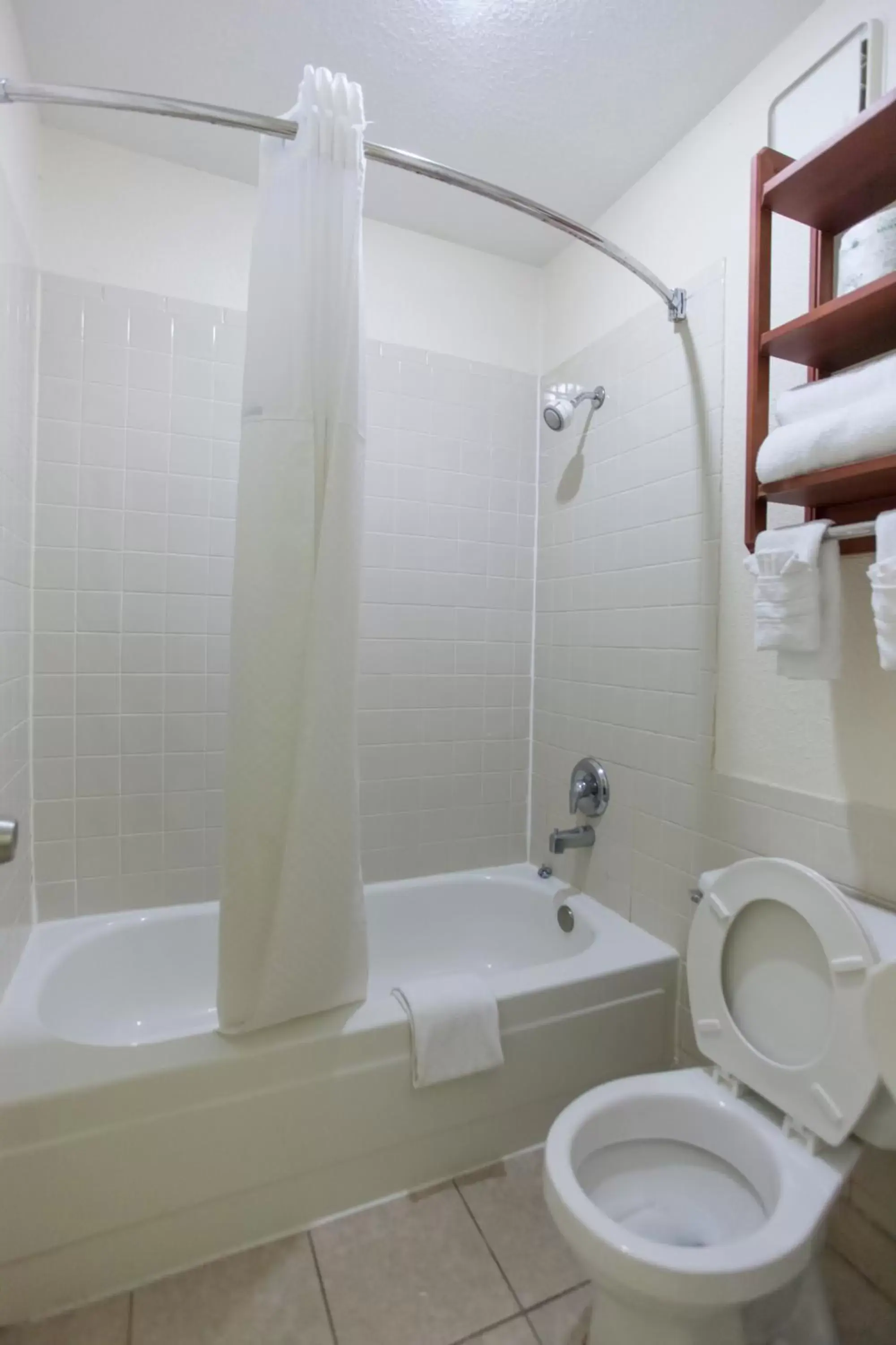 Bathroom in Days Inn by Wyndham Shenandoah