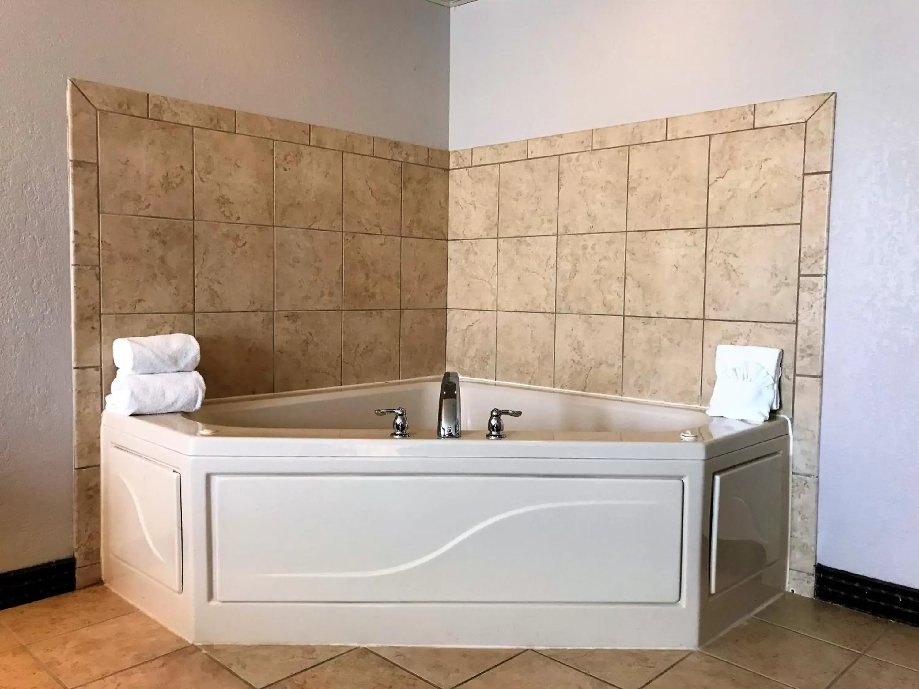 Spa and wellness centre/facilities, Bathroom in Zion Inn & Suites
