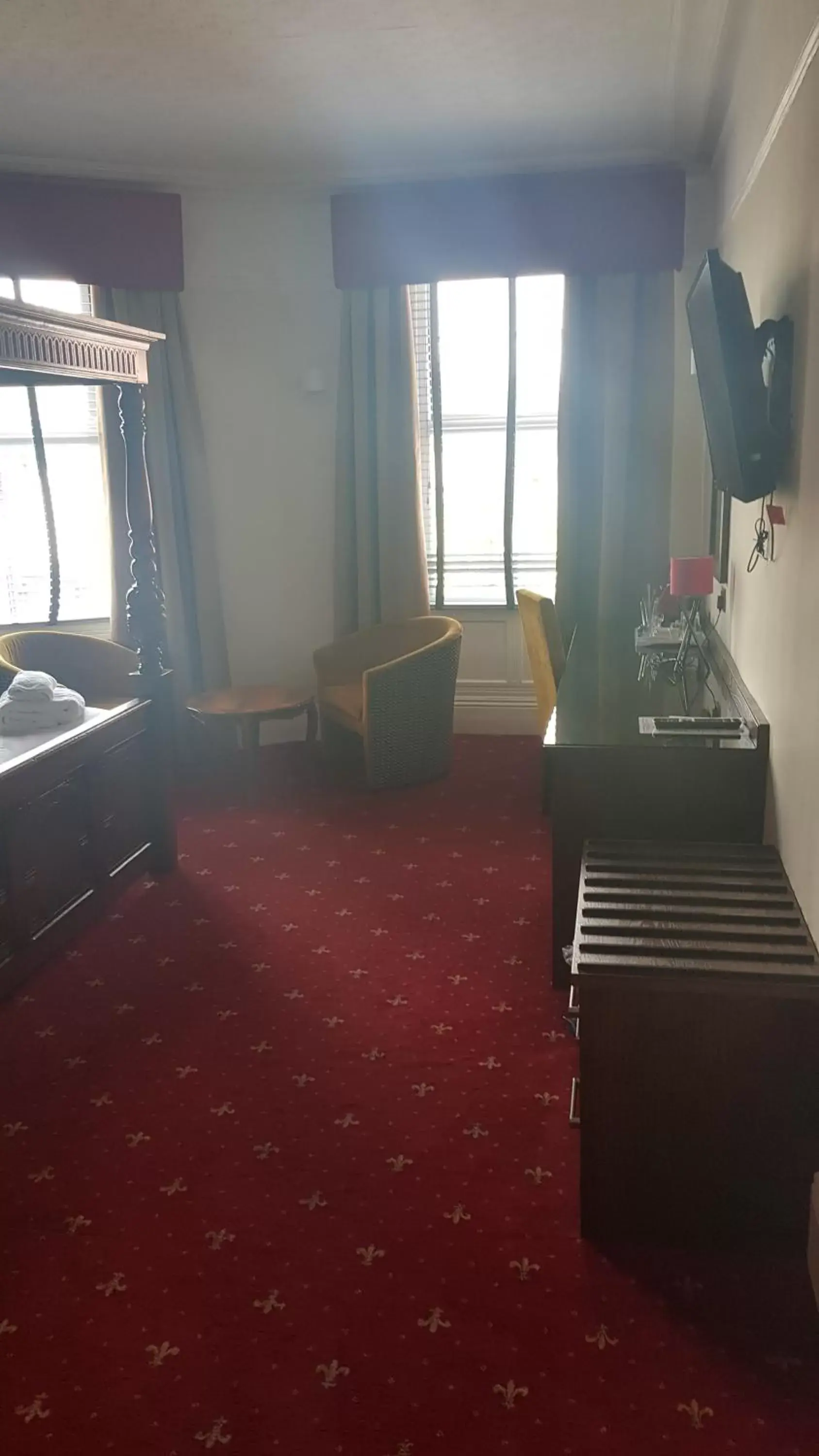 Photo of the whole room in The Castle Hotel Neath
