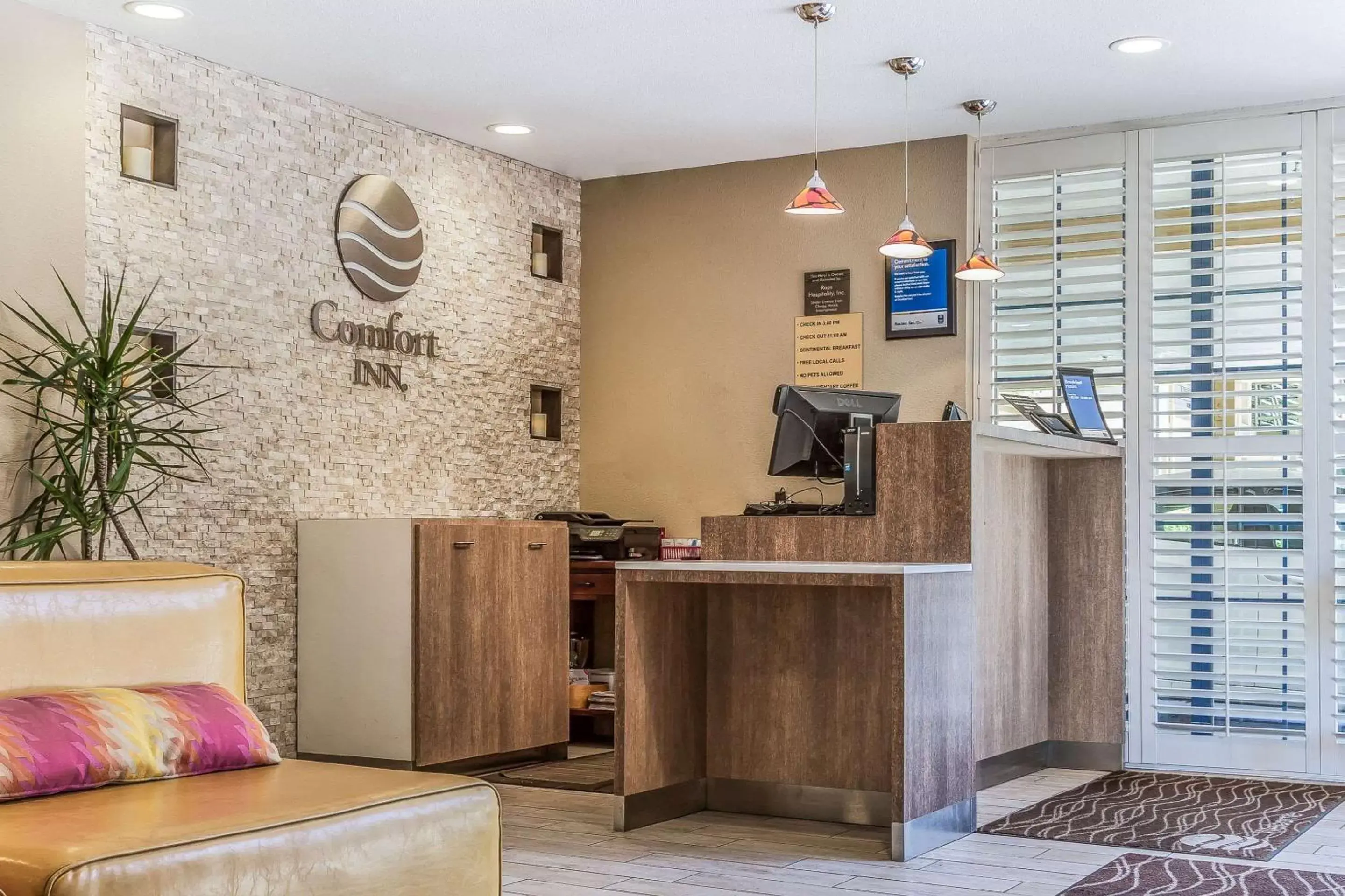 Lobby or reception, Lobby/Reception in Comfort Inn Santa Cruz