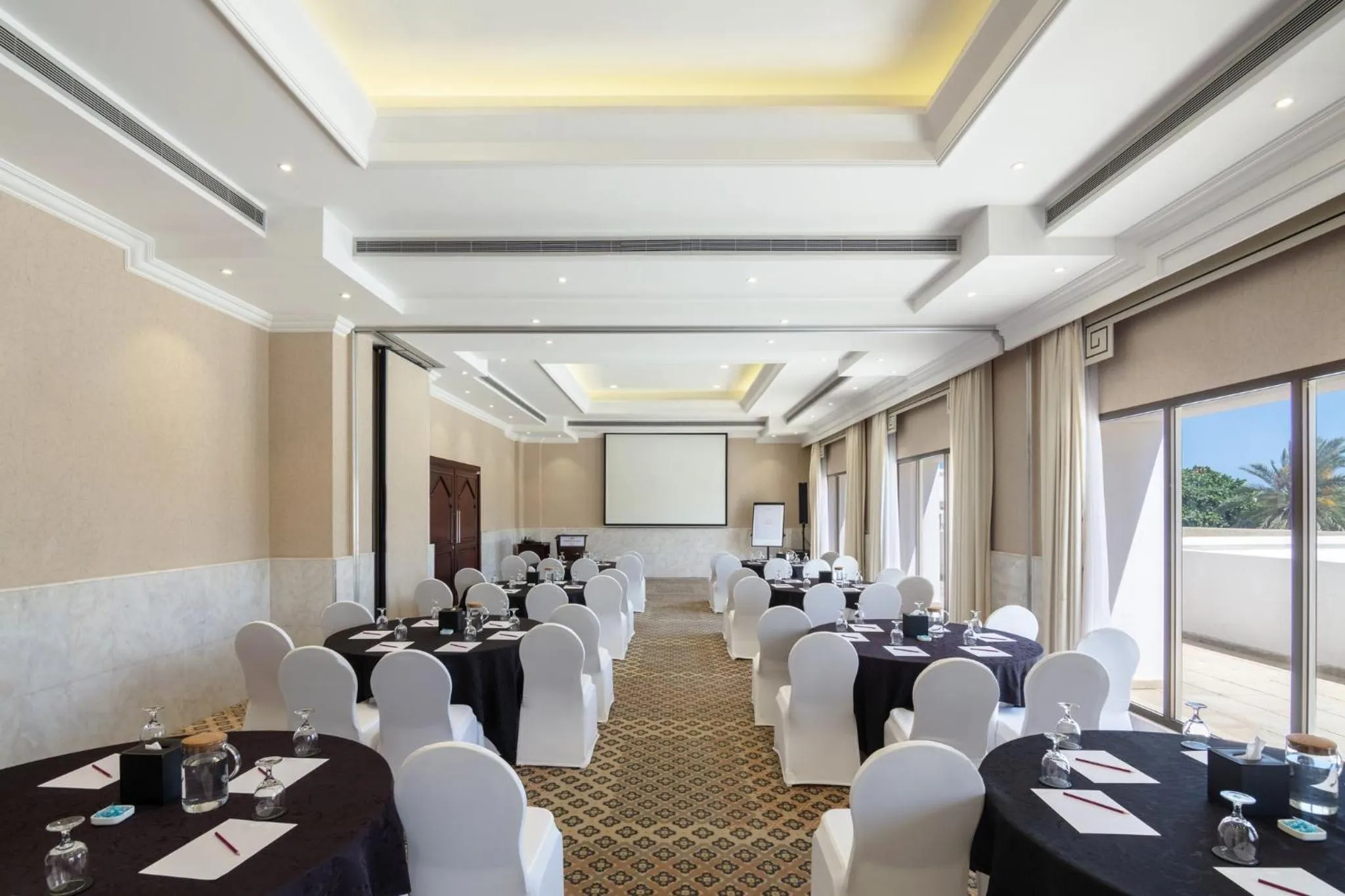 Meeting/conference room in Crowne Plaza Muscat by IHG