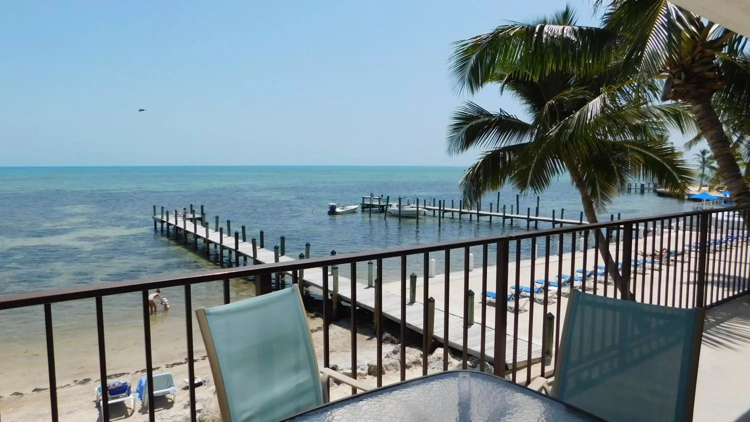 Beach in Pines & Palms Resort