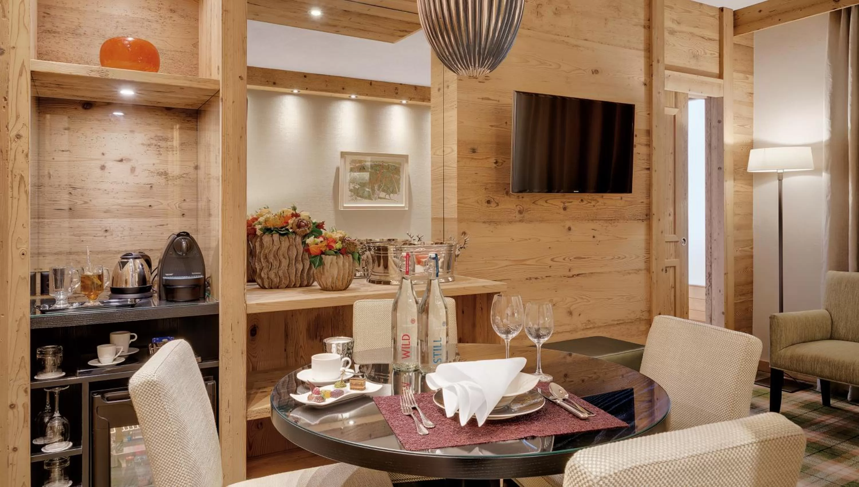 Dining area in Morosani Schweizerhof