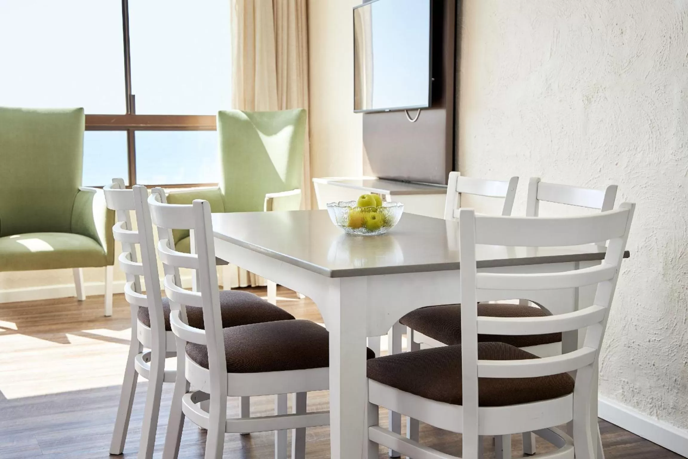 TV and multimedia in First Group Breakers Resort - Official