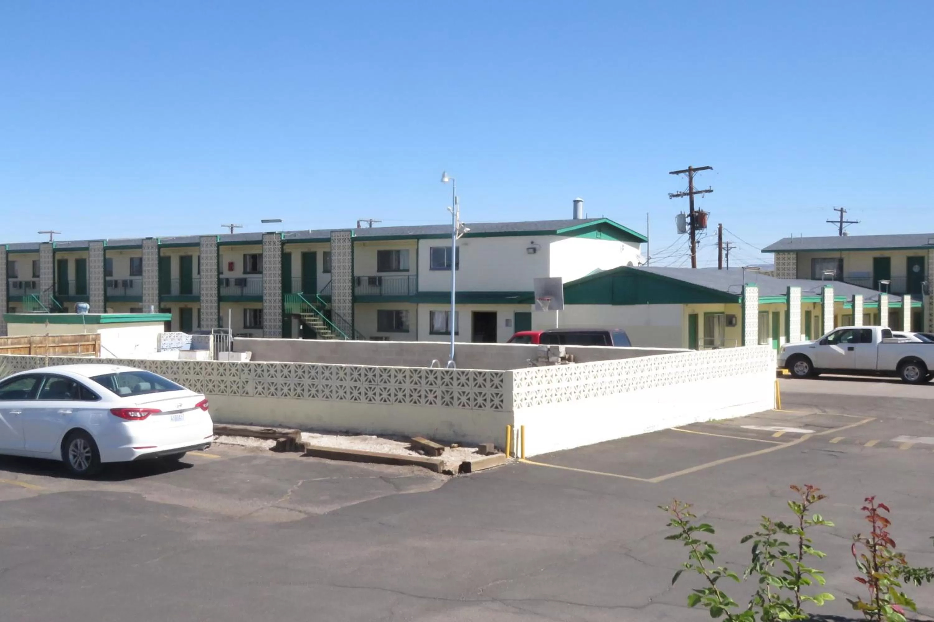 Property building in Economy Inn