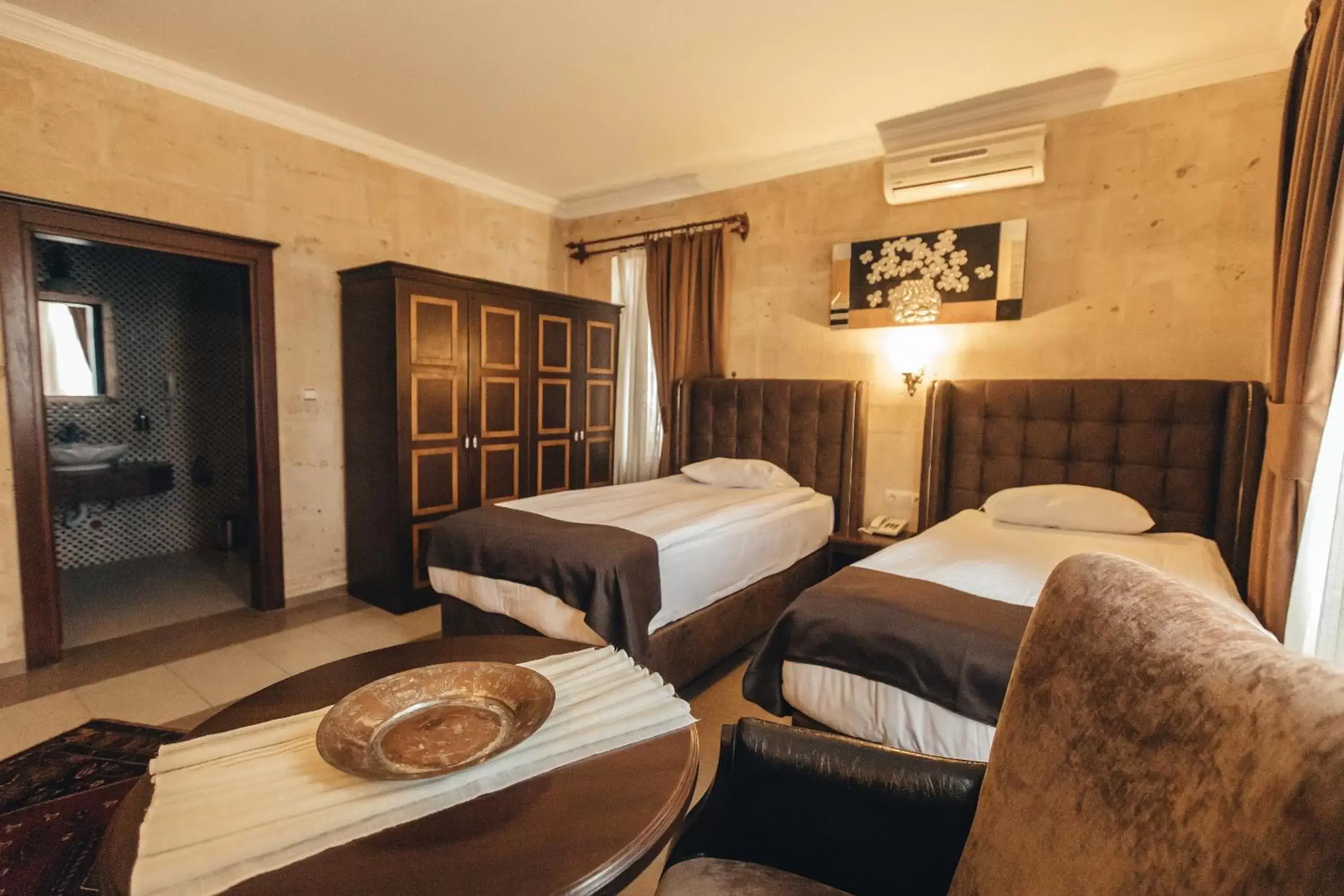 Massage, Bed in Royal Stone Houses - Goreme