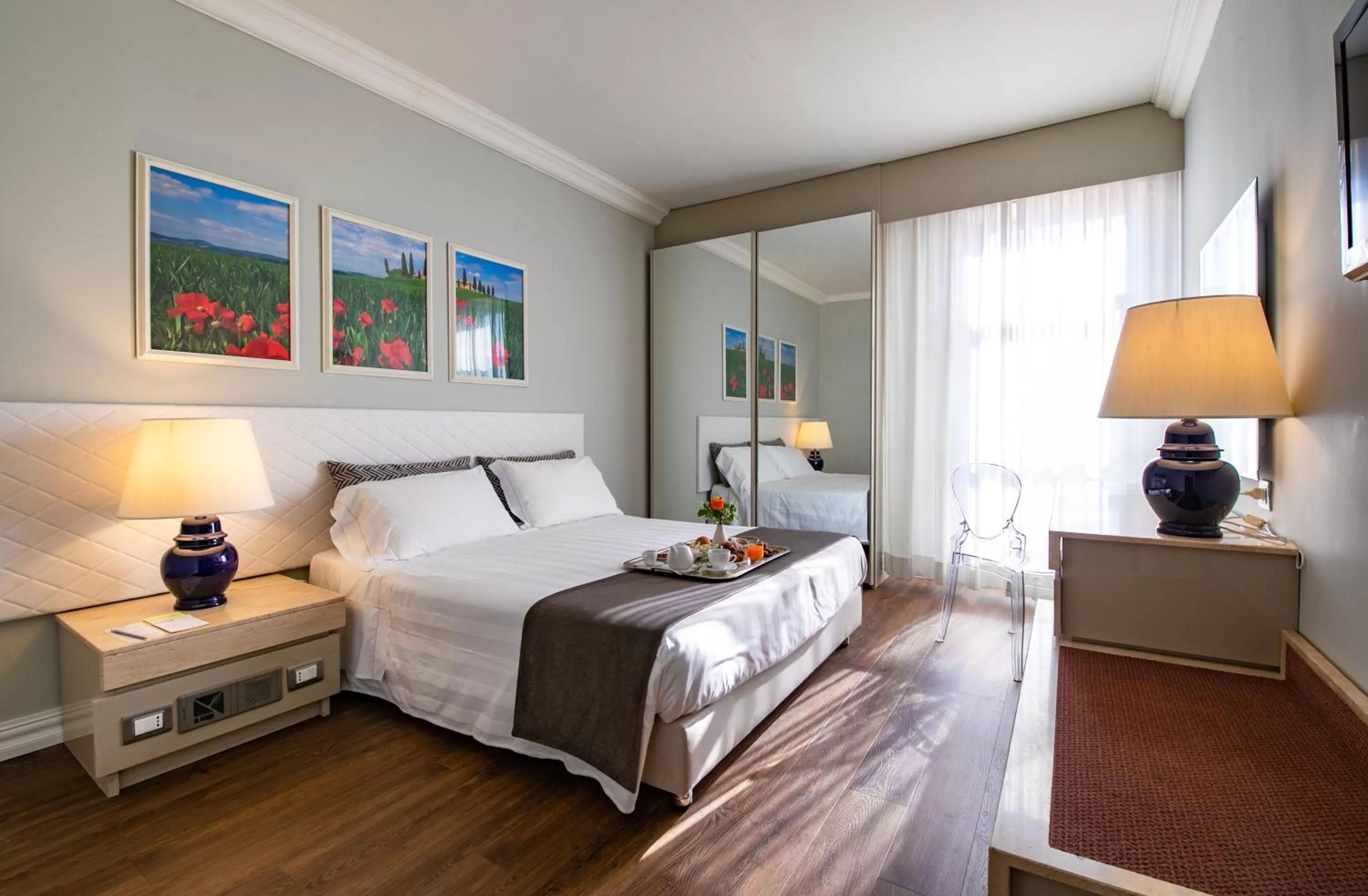 Bedroom, Bed in Etrusco Arezzo Hotel - Sure Hotel Collection by Best Western