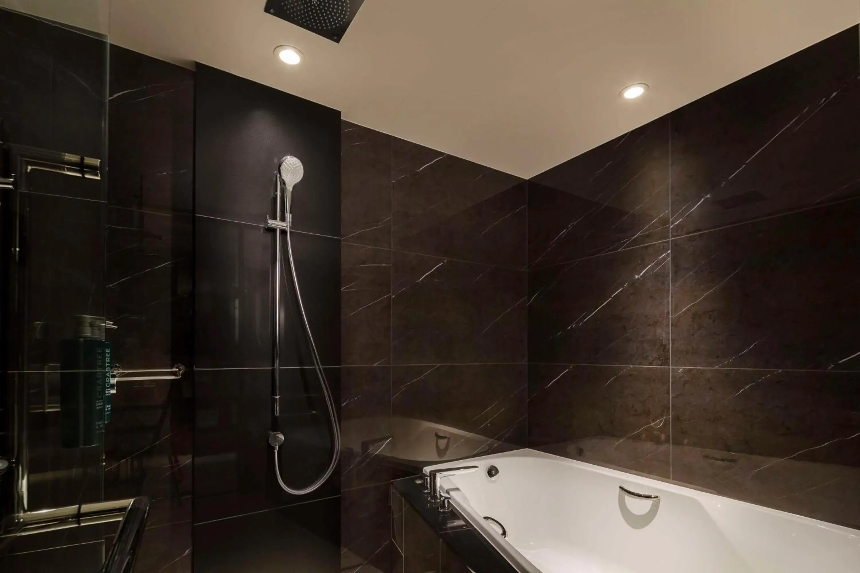 Bathroom in Hilton Yokohama Bathroom in Hilton Yokohama