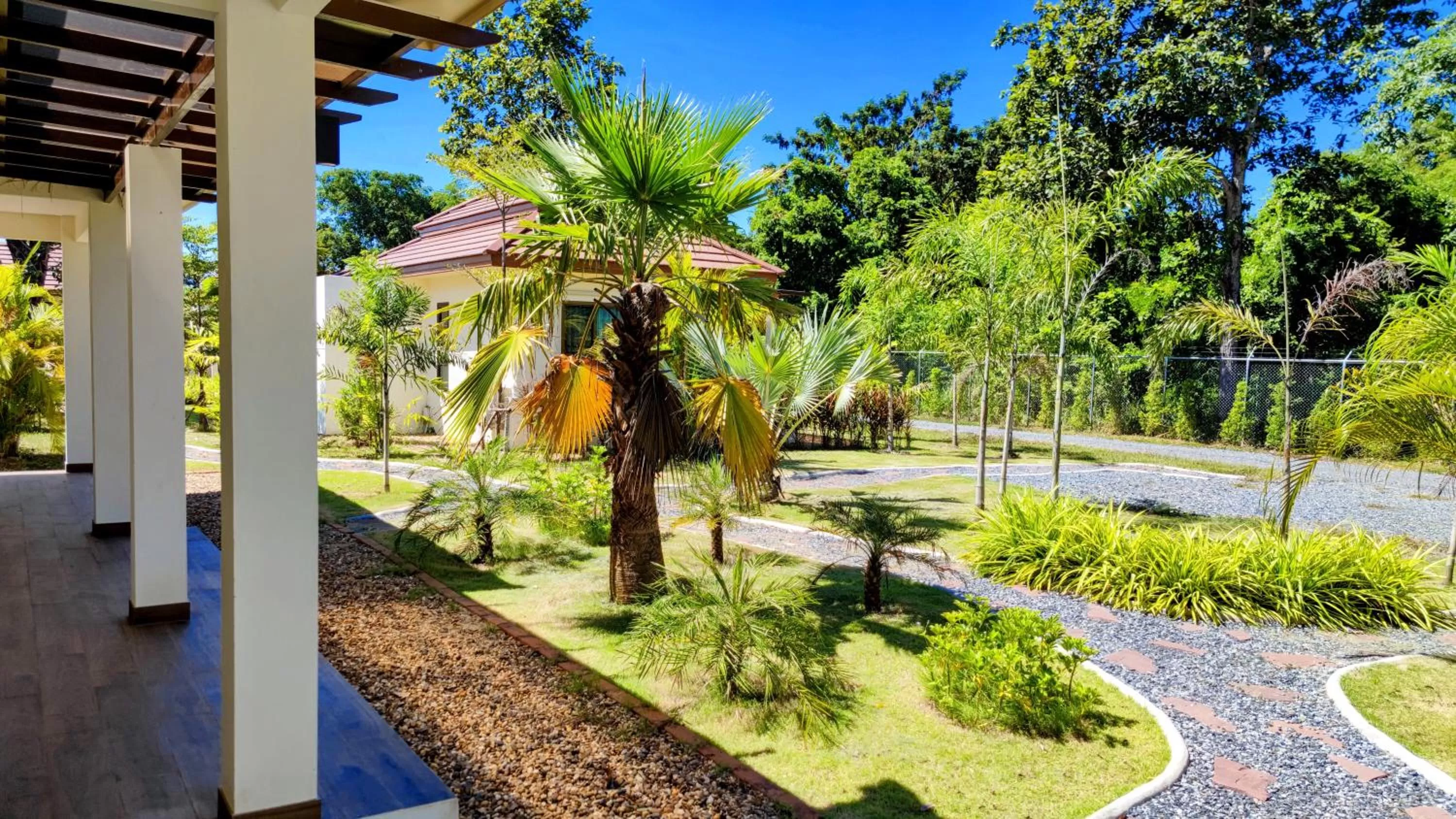 Garden in Isan Golf & Adventure Hotel