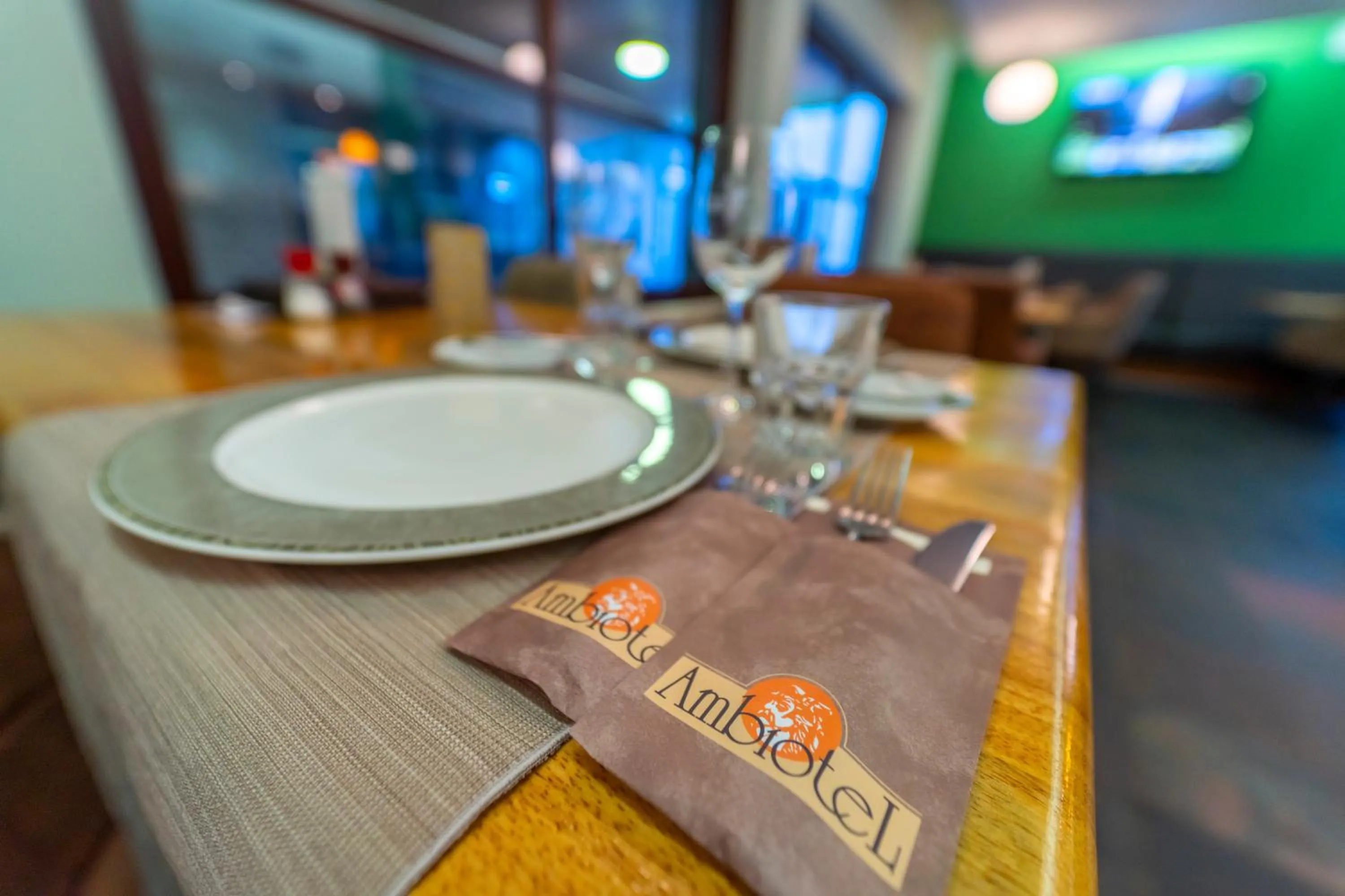 Restaurant/places to eat in Hotel Ambiotel
