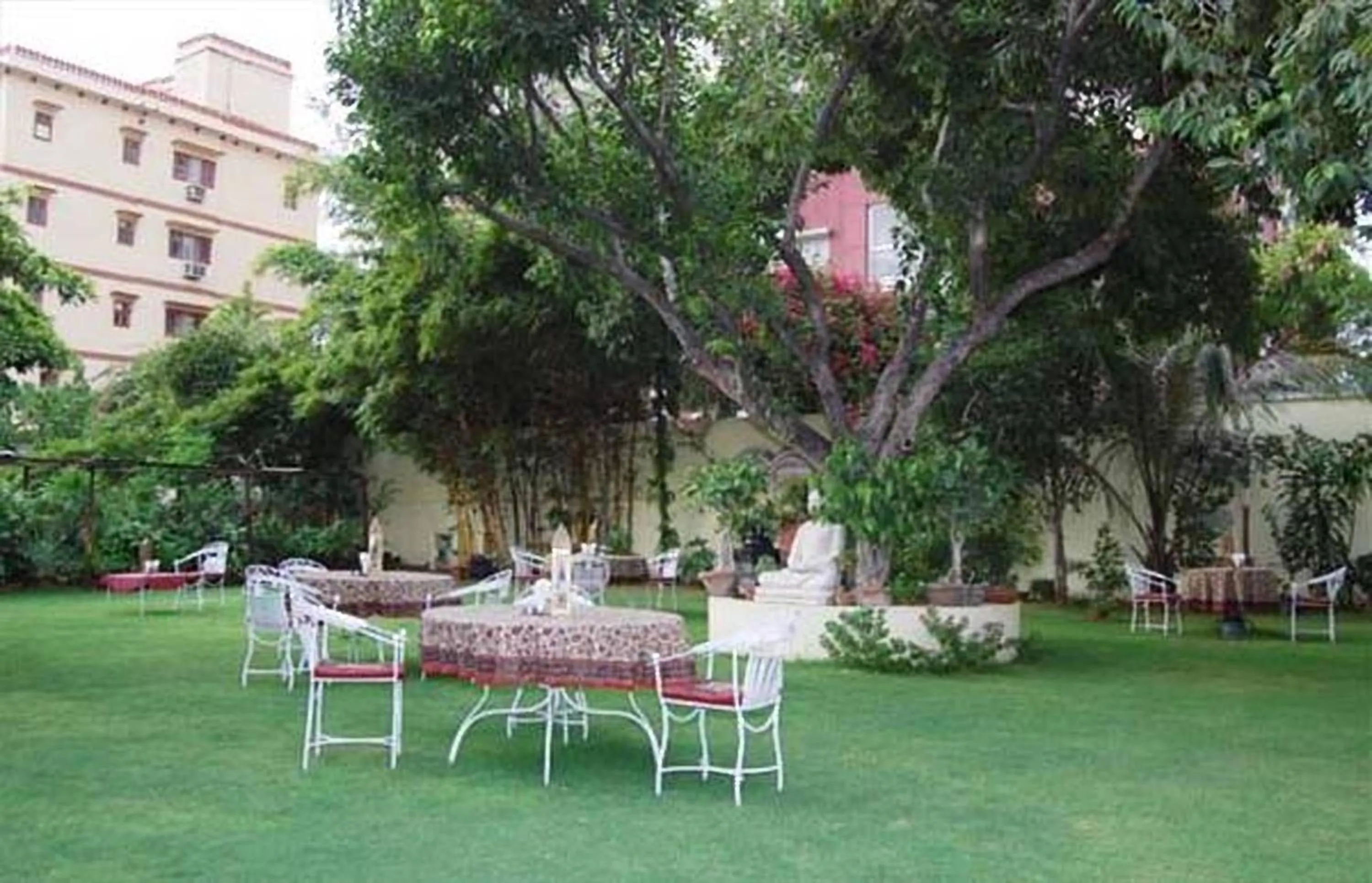 Garden view in Anuraag Villa