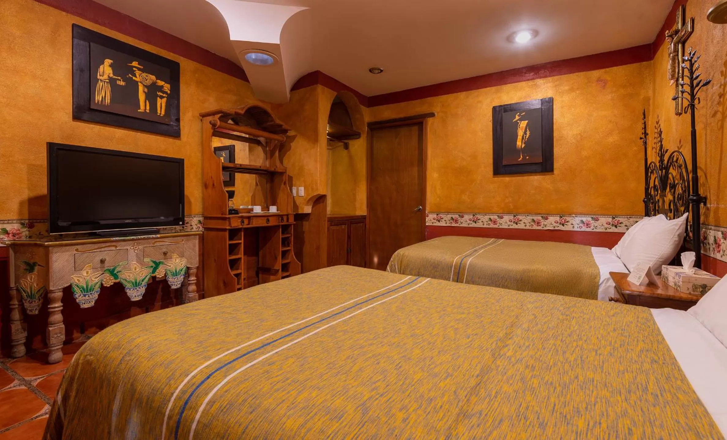 Photo of the whole room, Bed in Eco Hotel Ixhi