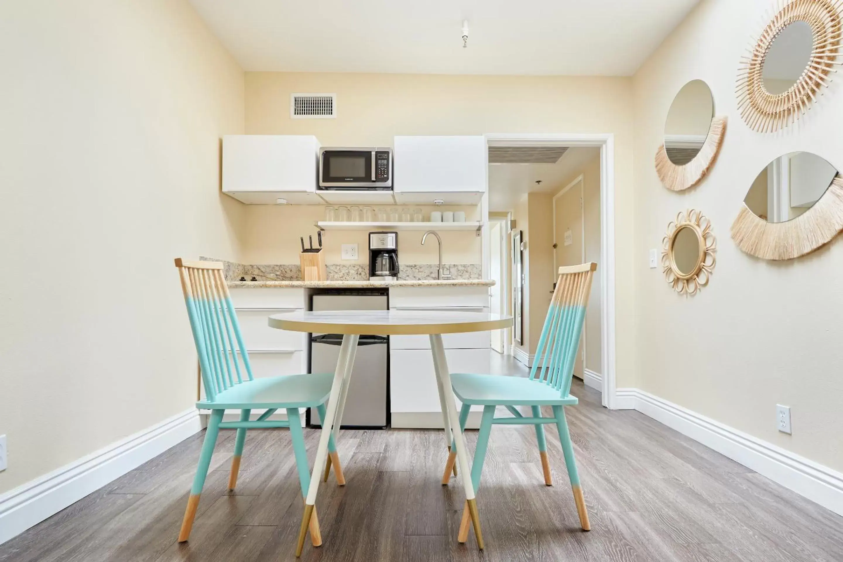 Dining Area in Sonder The Marin