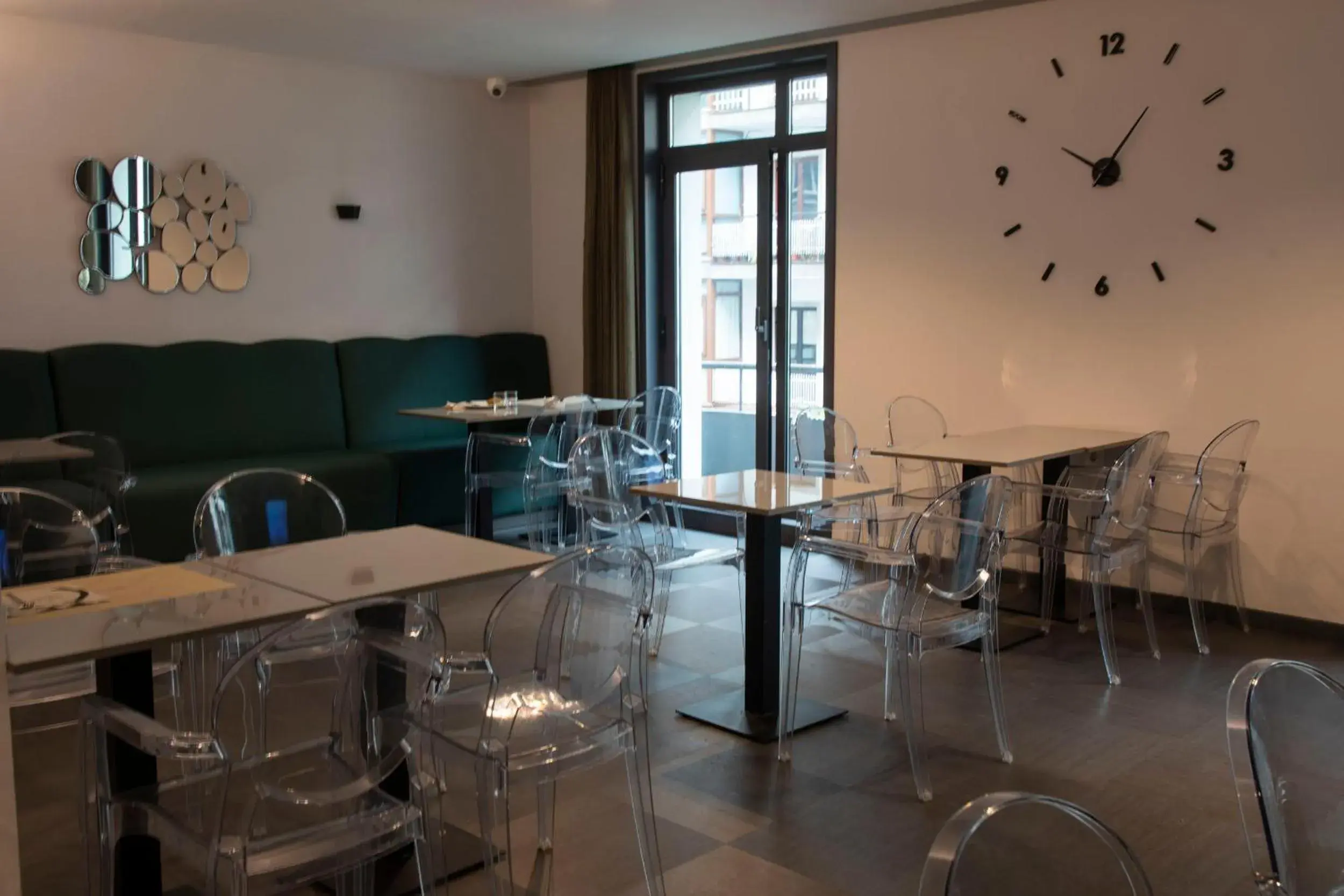 Dining area, Seating Area in Hotel Lux Santiago