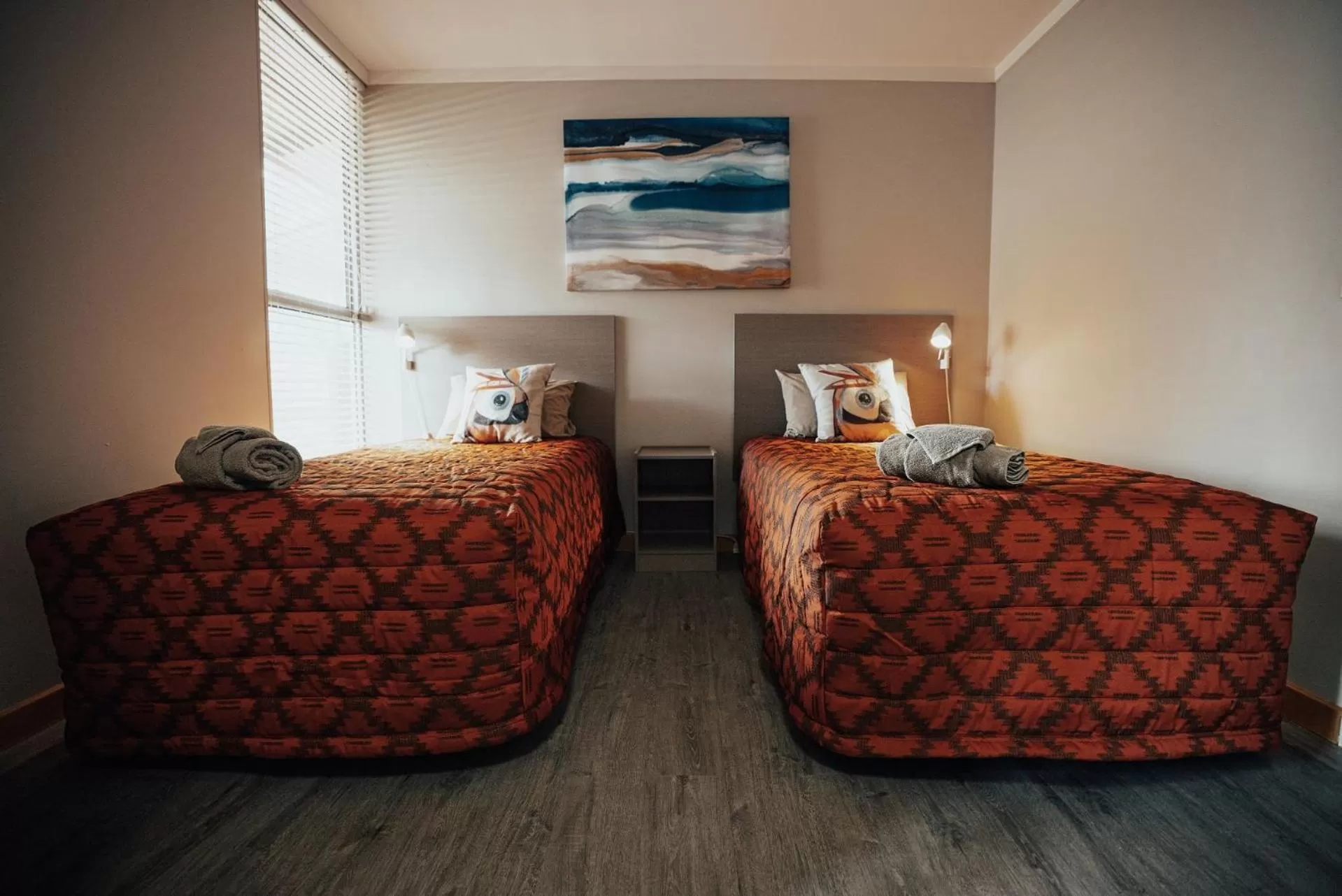 Bedroom in Seasons Hotel Newman