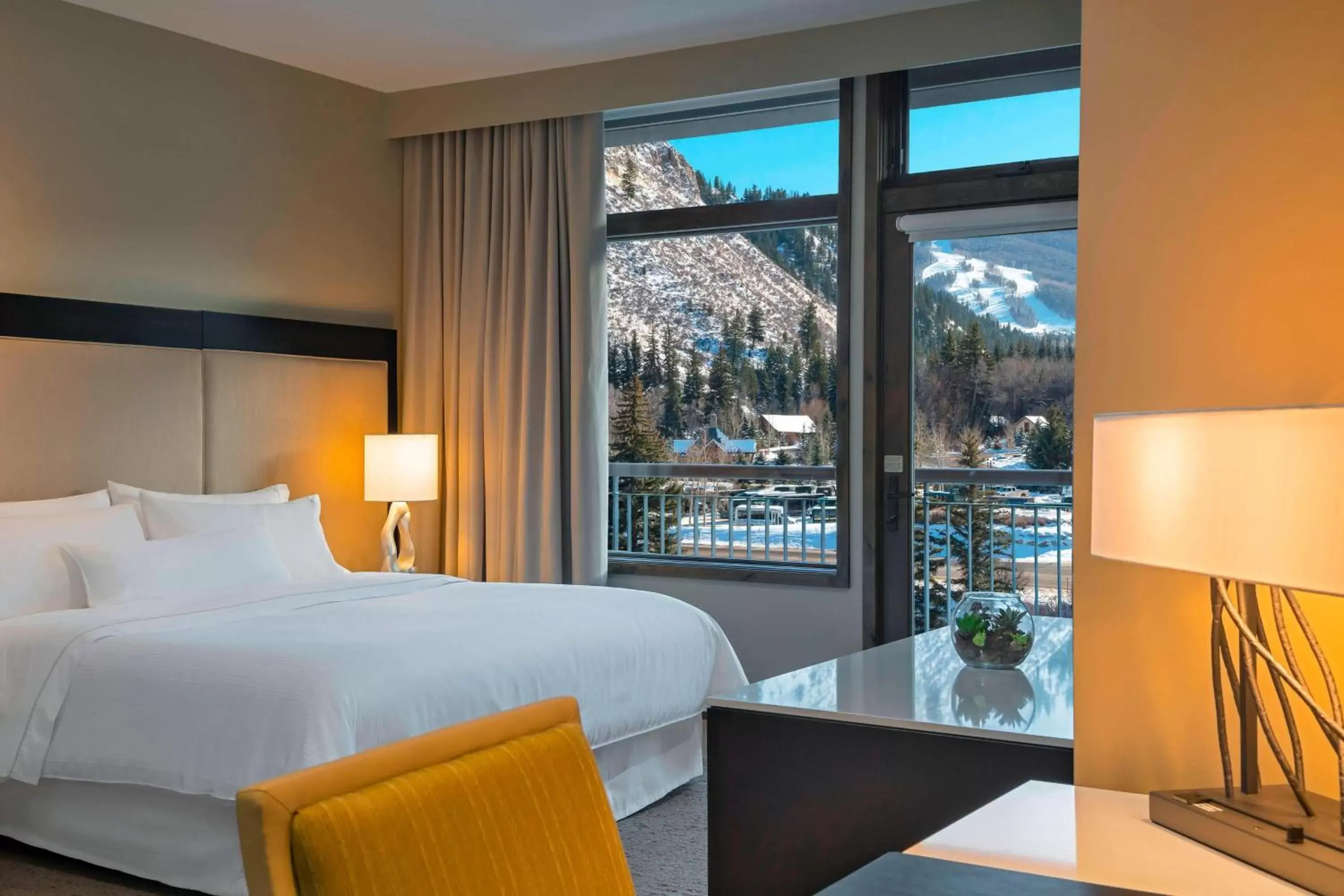 Bedroom in The Westin Riverfront Resort & Spa, Avon, Vail Valley
