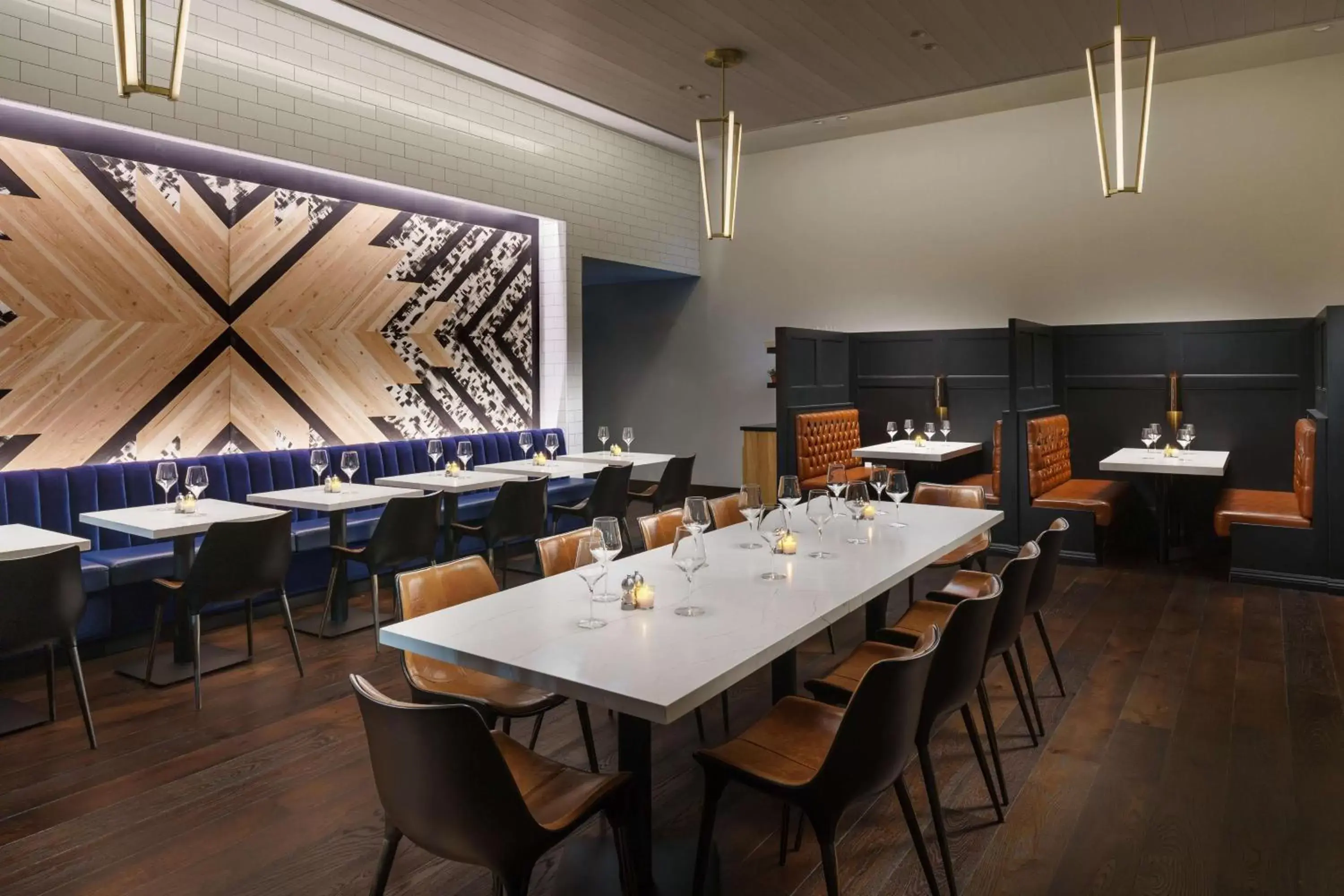 Restaurant/places to eat in Hyatt Centric Mountain View