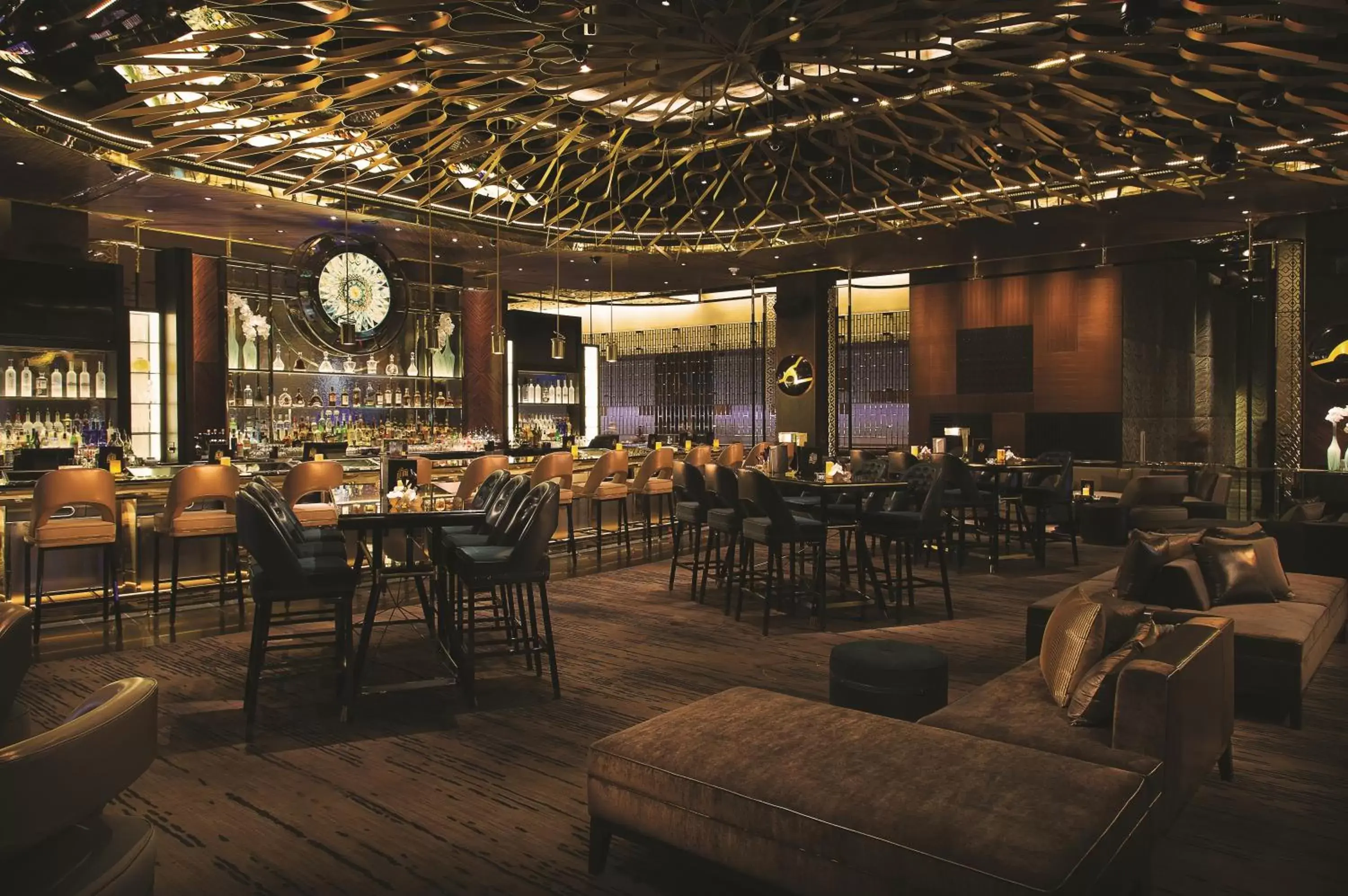 Lounge or bar, Restaurant/Places to Eat in ARIA Resort & Casino