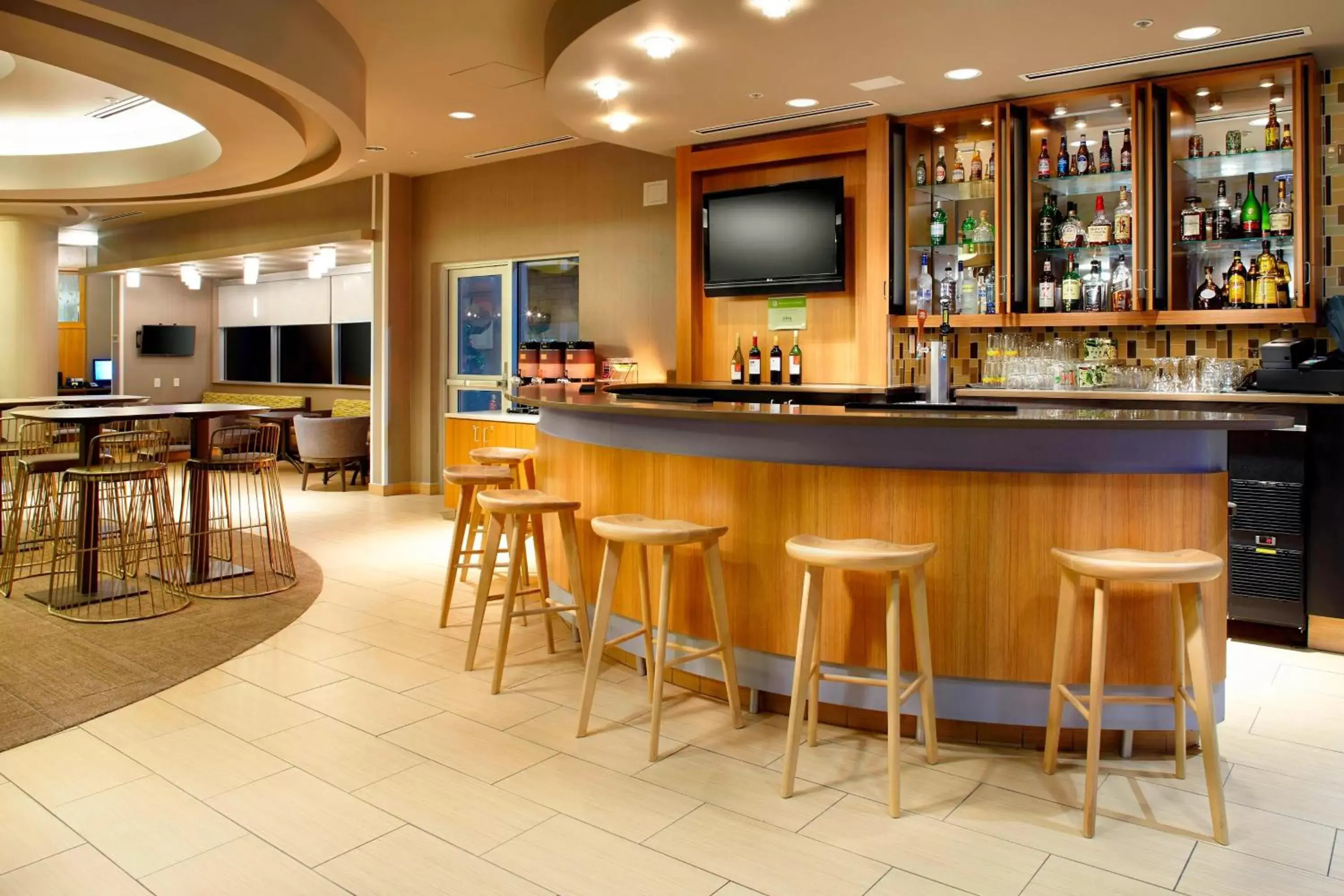 Lounge or bar, Lounge/Bar in SpringHill Suites by Marriott Chicago Waukegan/Gurnee