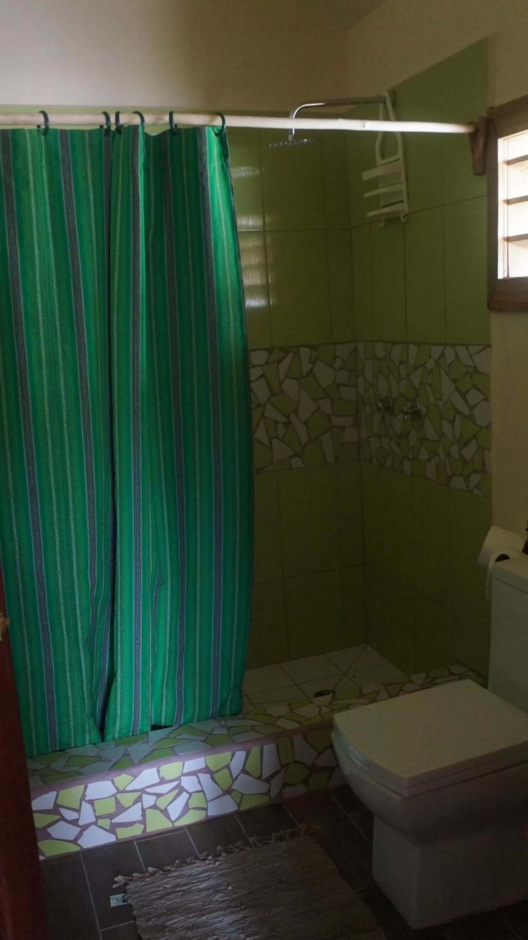 Bathroom in Pine Ridge Lodge