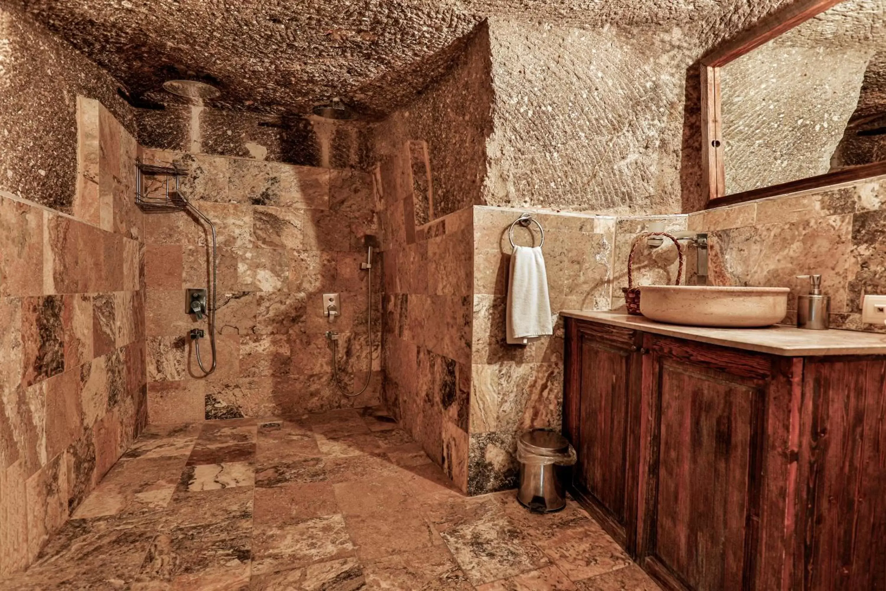 Toilet, Bathroom in Hidden Cave Hotel
